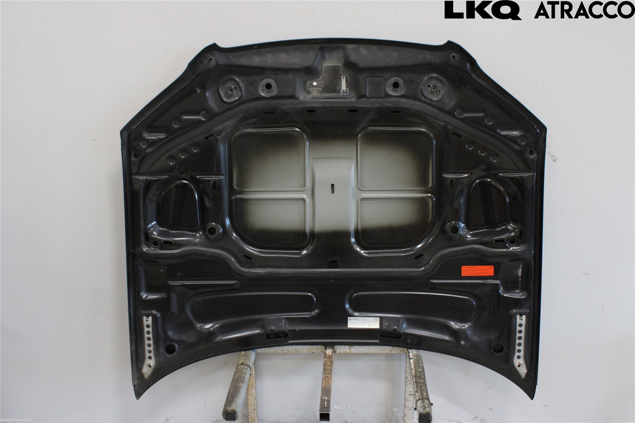 Audi A8/S8 4E  02-09 Huv Fram