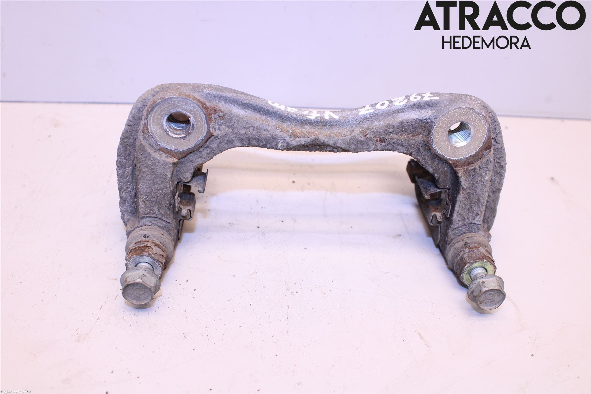 Hyundai IONIQ AE 17-22 Bromsokshållare