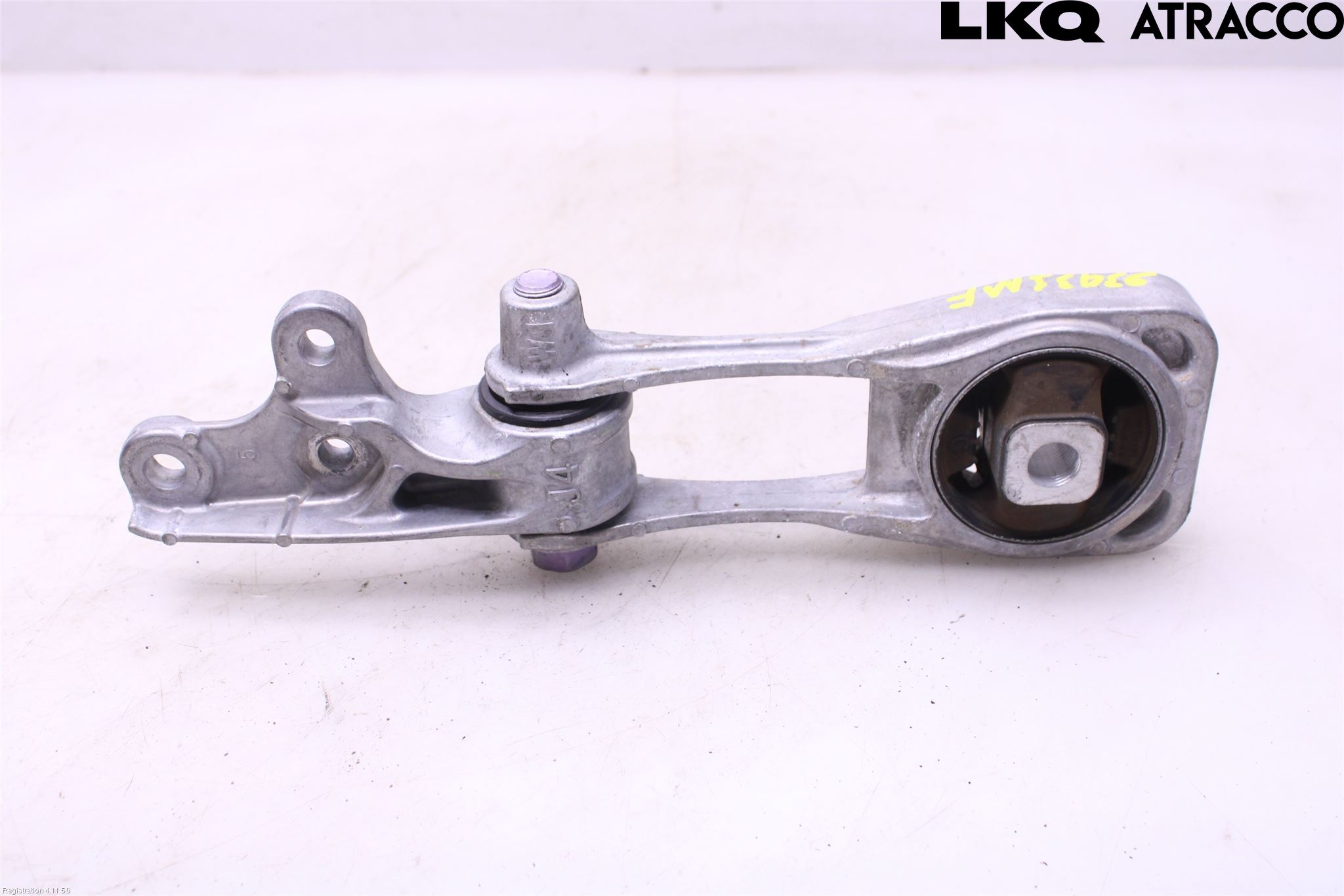 Toyota YARIS XP21 20- Motorfäste