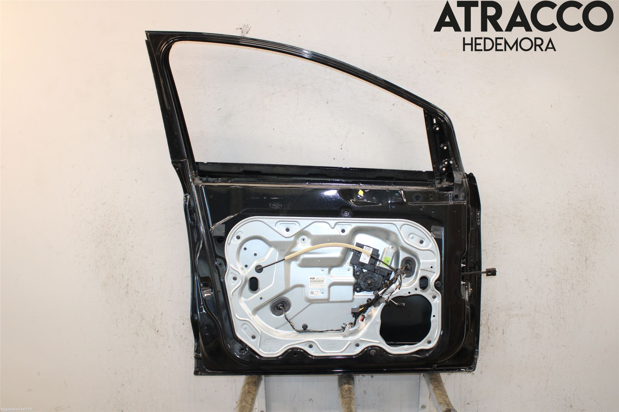 Ford KUGA 08-12 Dörr Fram Vänster