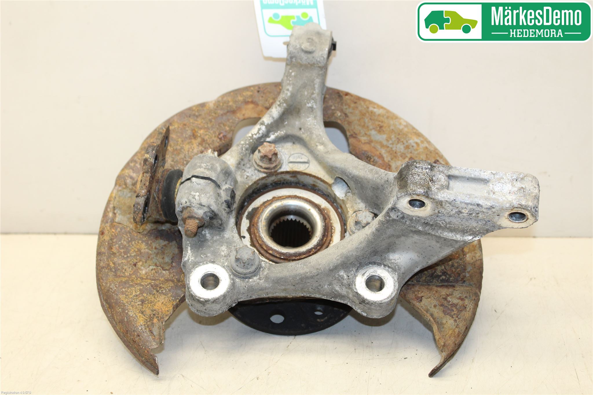 Saab 9-5     06-10 Styrspindel Lagerhus Vä