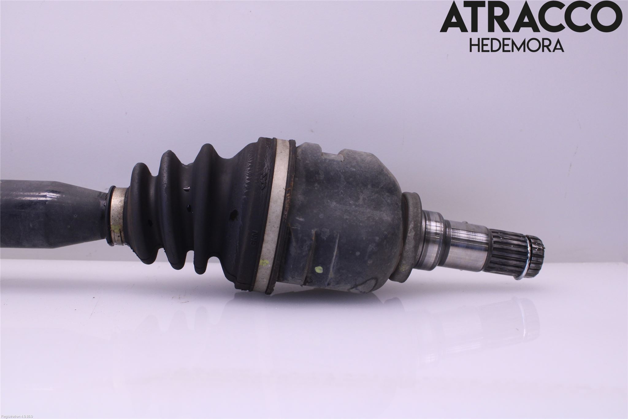 Toyota AURIS 10-12 Drivaxel Fram Höger