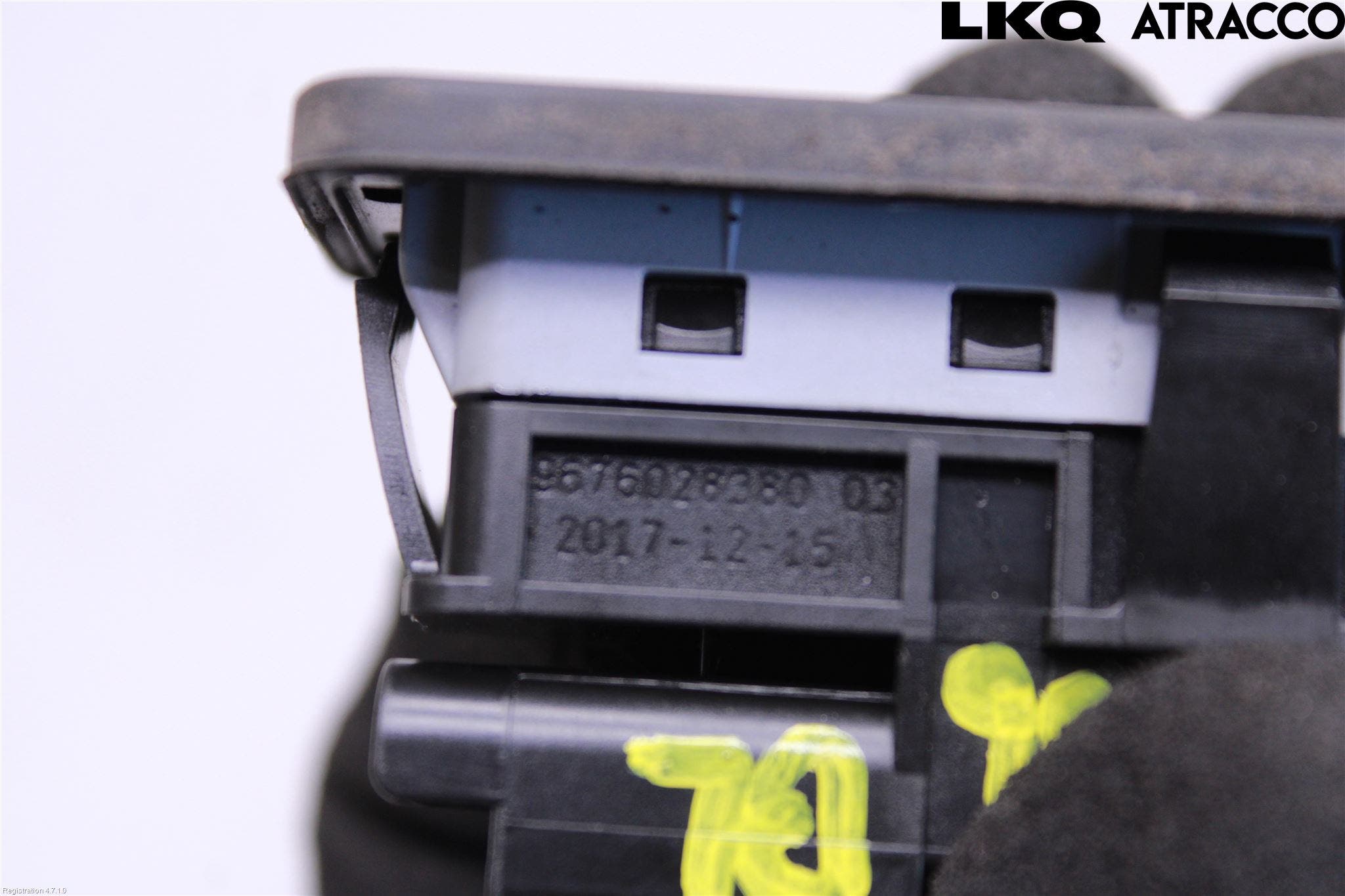 Peugeot 3008 17-24 Bakluckehandtag