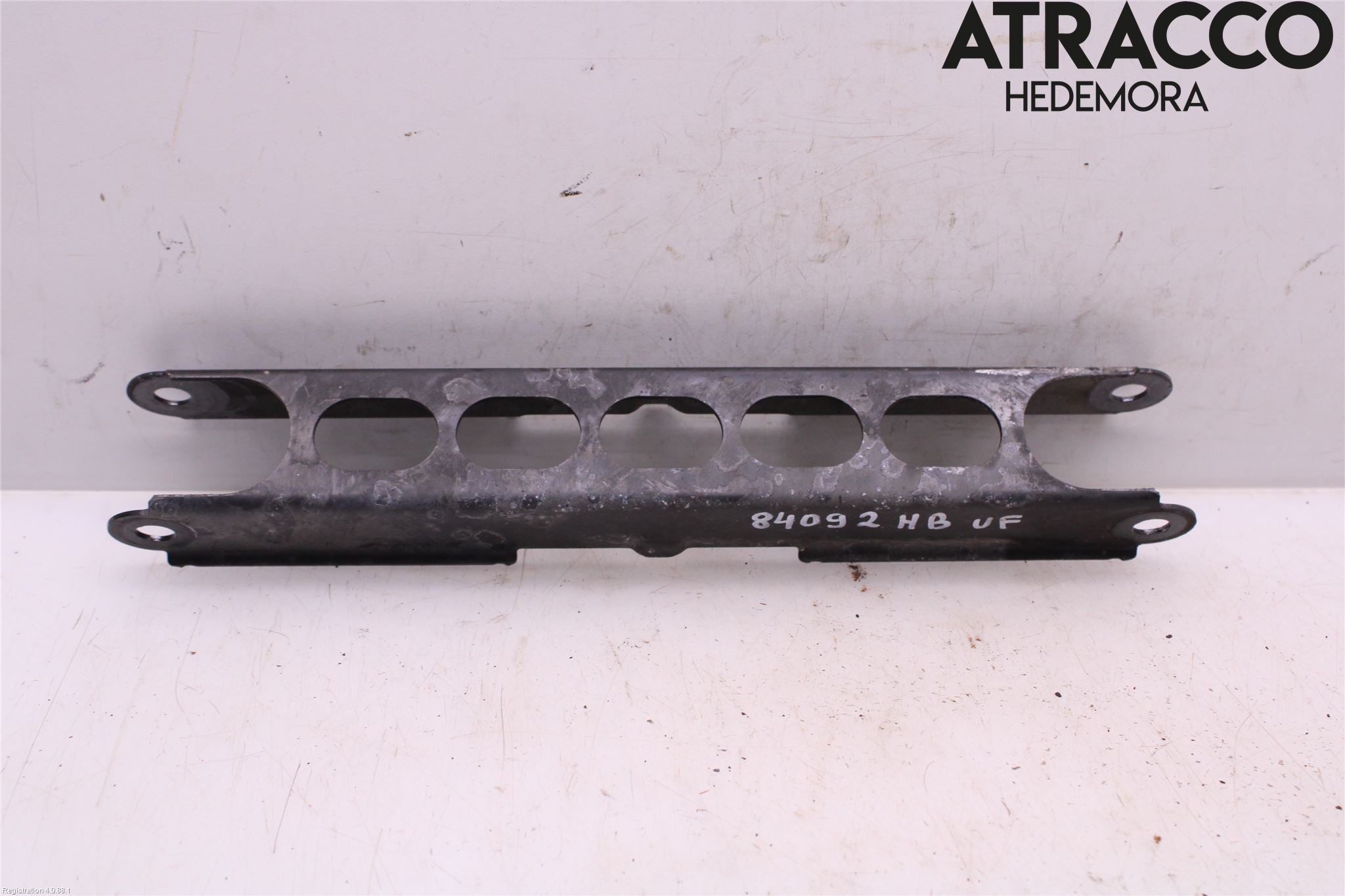 BMW 1 E82/88 Coupé/Cab 06-13 Bärarm Bak Höger