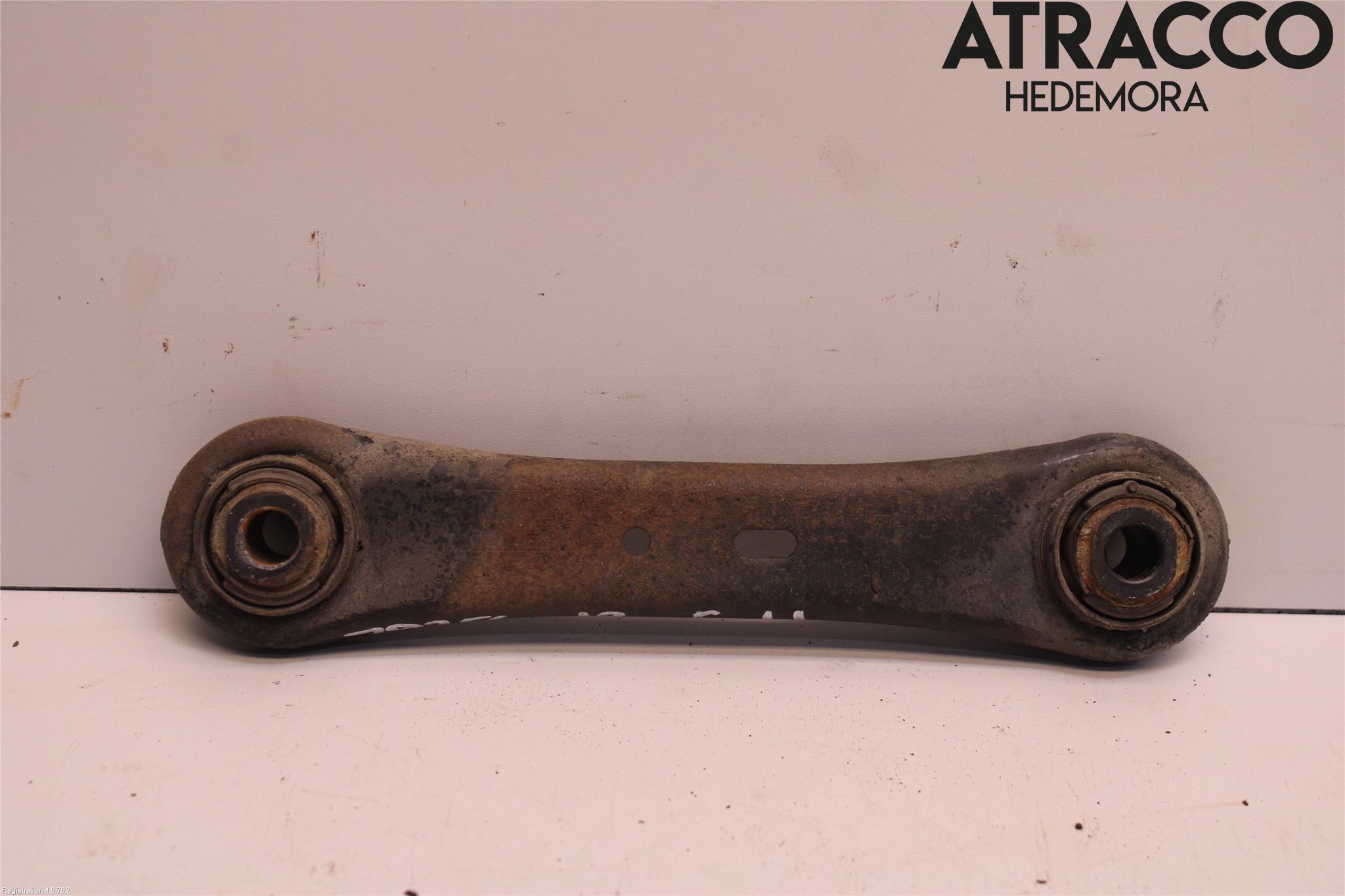 Volvo XC70 14-16 Bärarm Bak Vänster