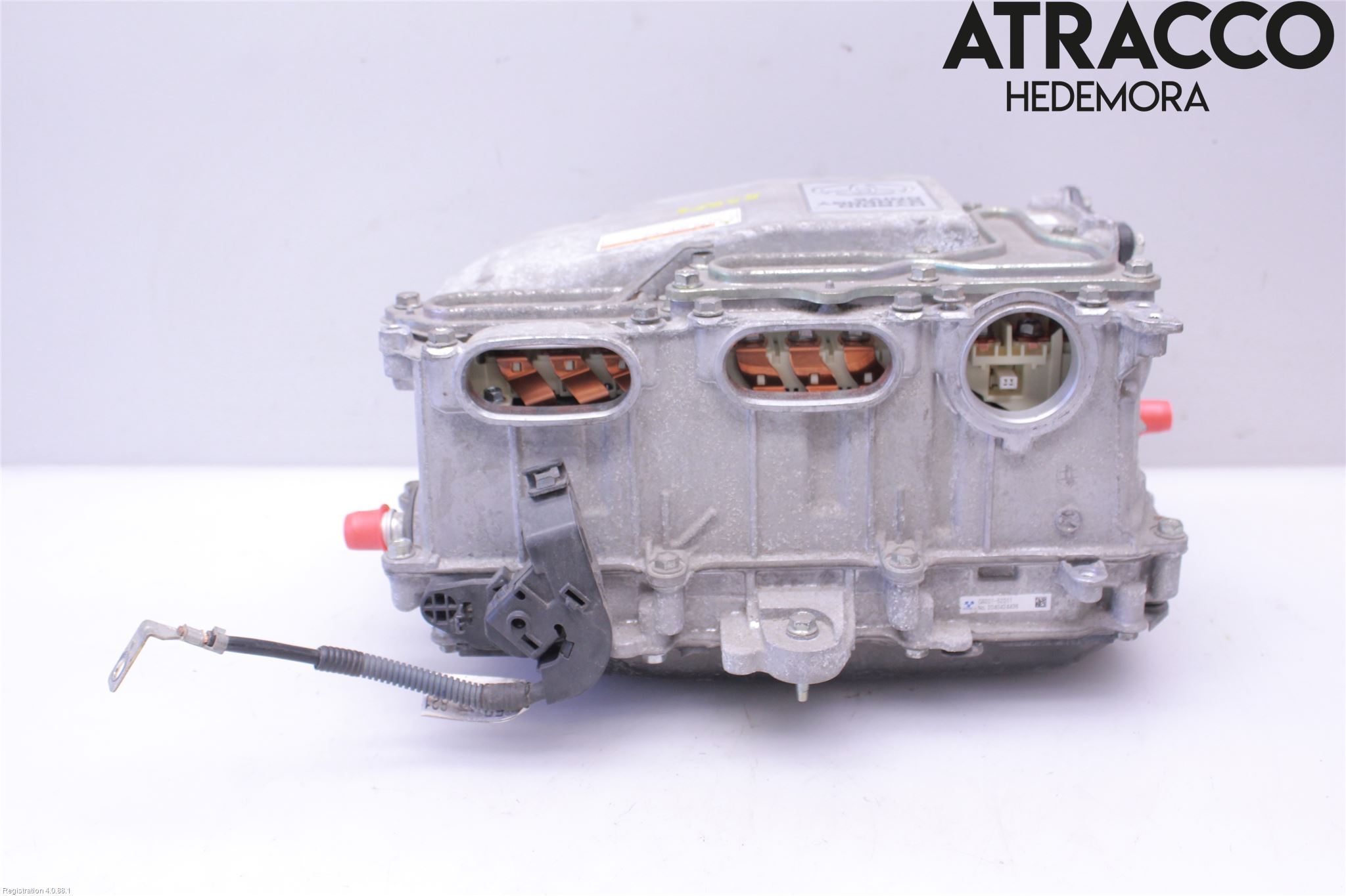 Toyota YARIS XP130 12-14 Hybridconverter