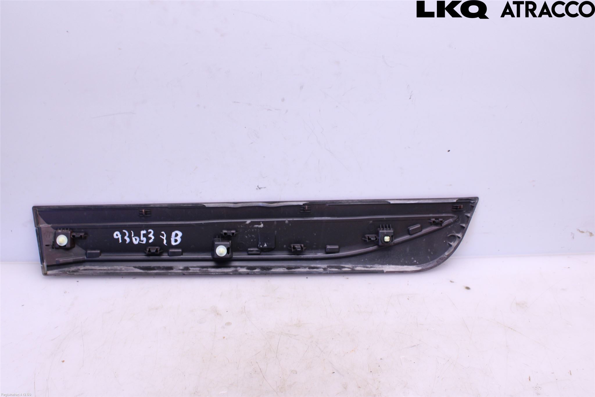Toyota YARIS XP130 15-20 Dörr Dekorlist Bak Hö