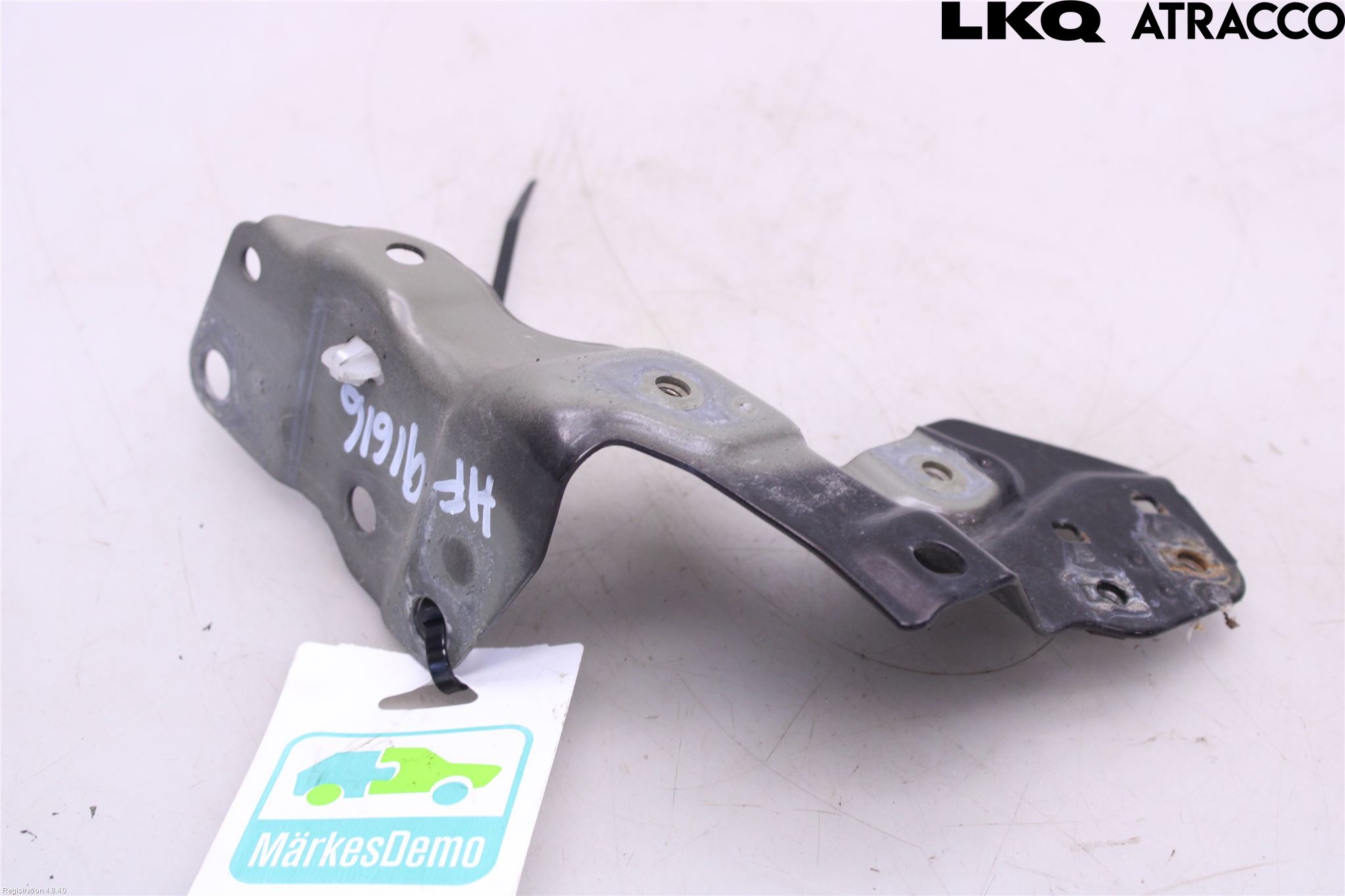 Lexus CT 200h Skärmfäste Fram Hö