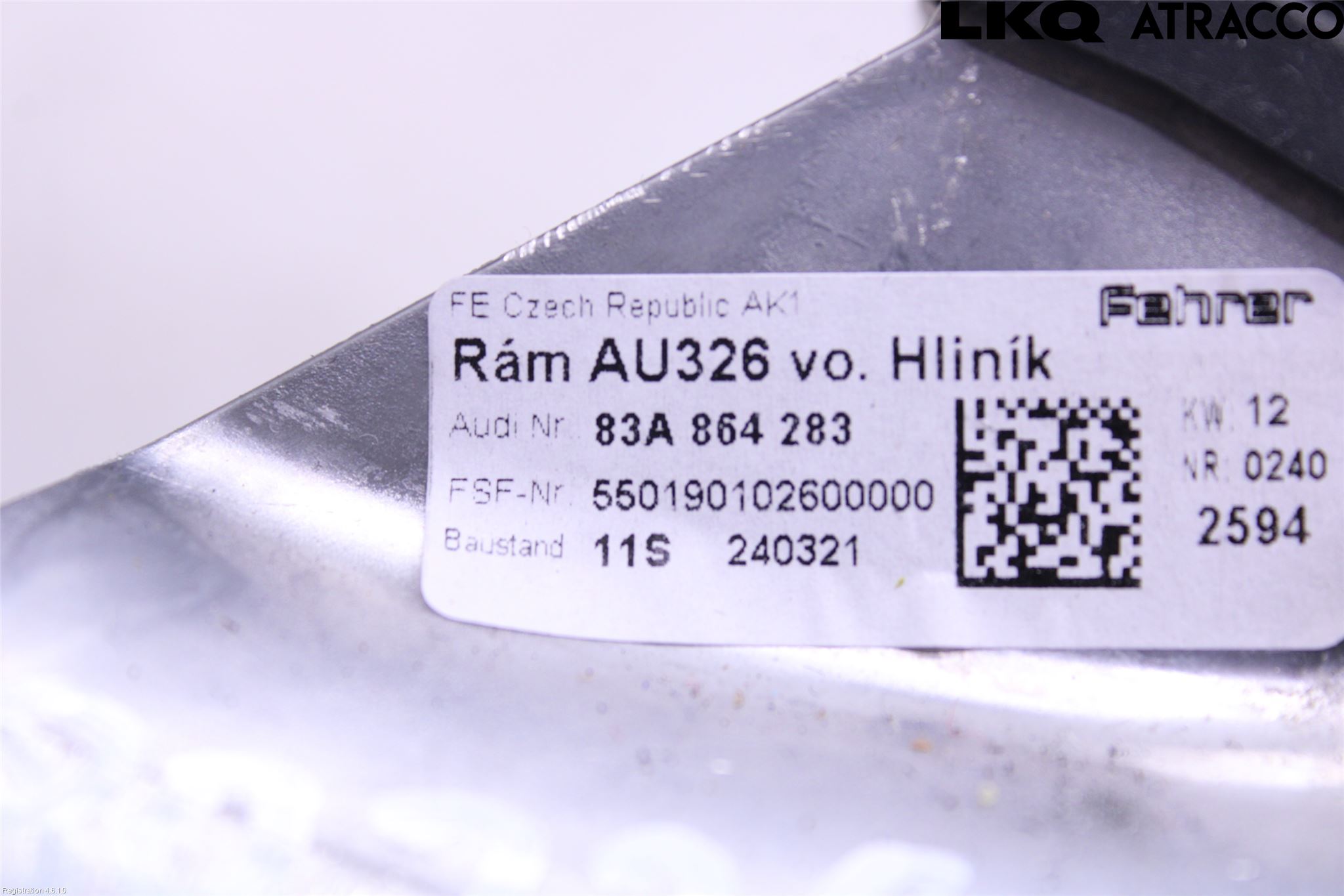 Audi Q3 F3 19- Inredning Armstöd