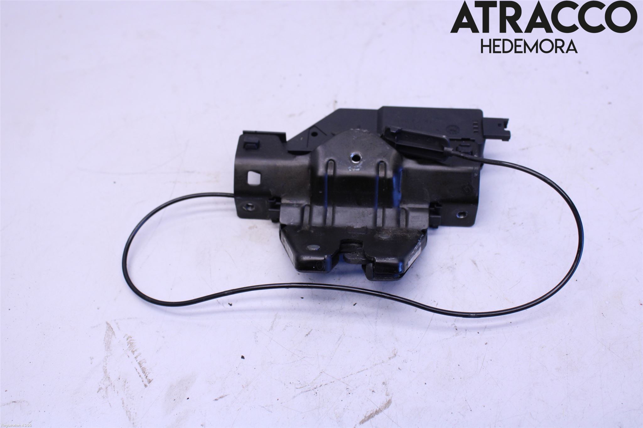 BMW 1 E87/81 5D/3D 03-11 Låskista Baklucka