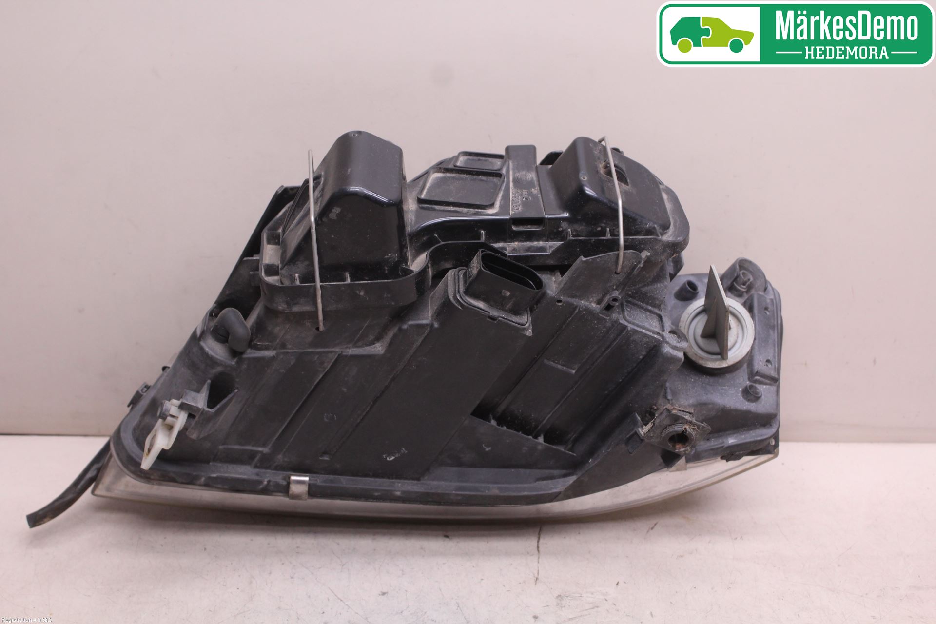 Audi A6/S6     97-05 Strålkastare Höger