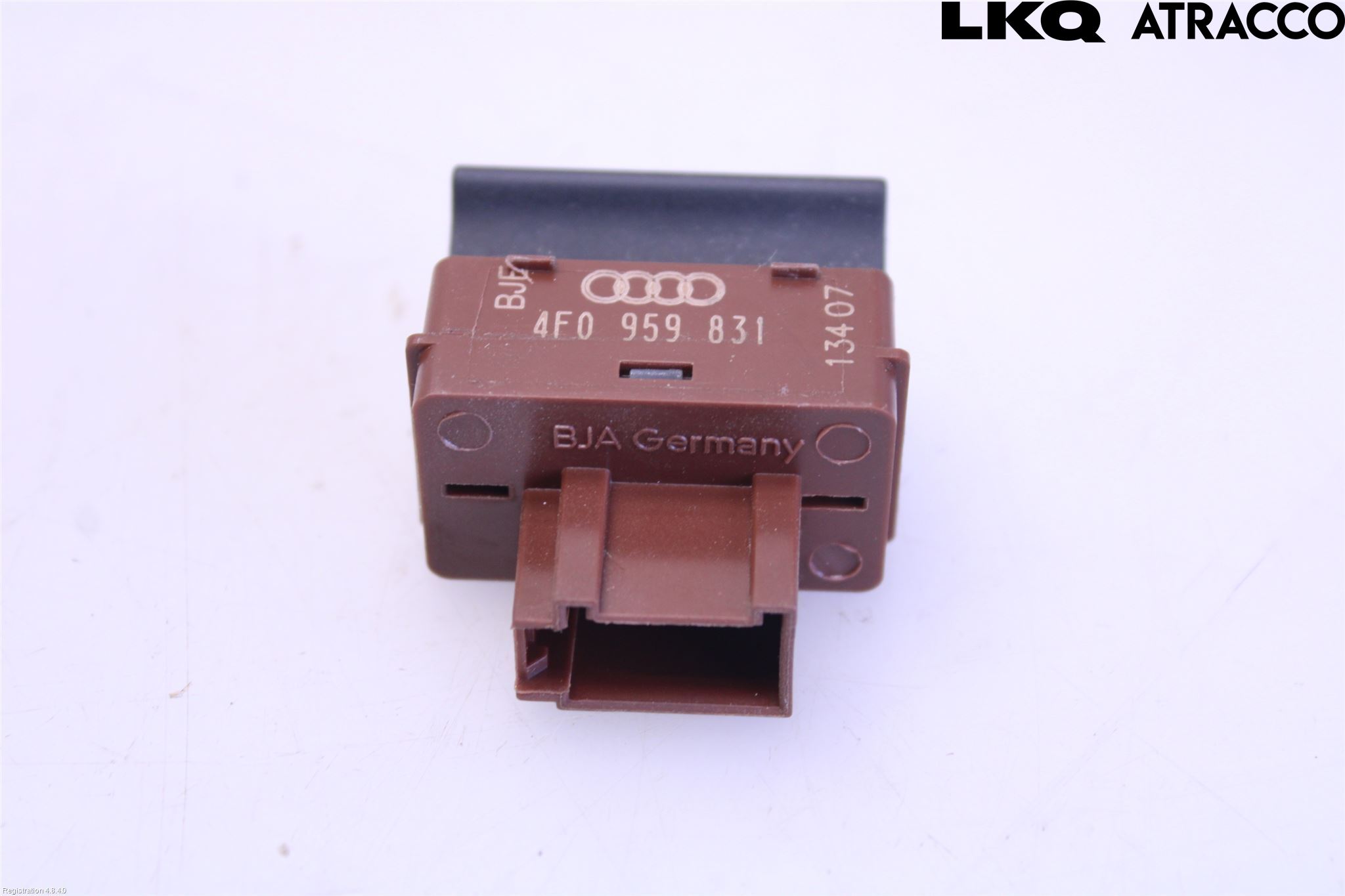 Audi A6/S6     05-11 Strömställare Baklucka