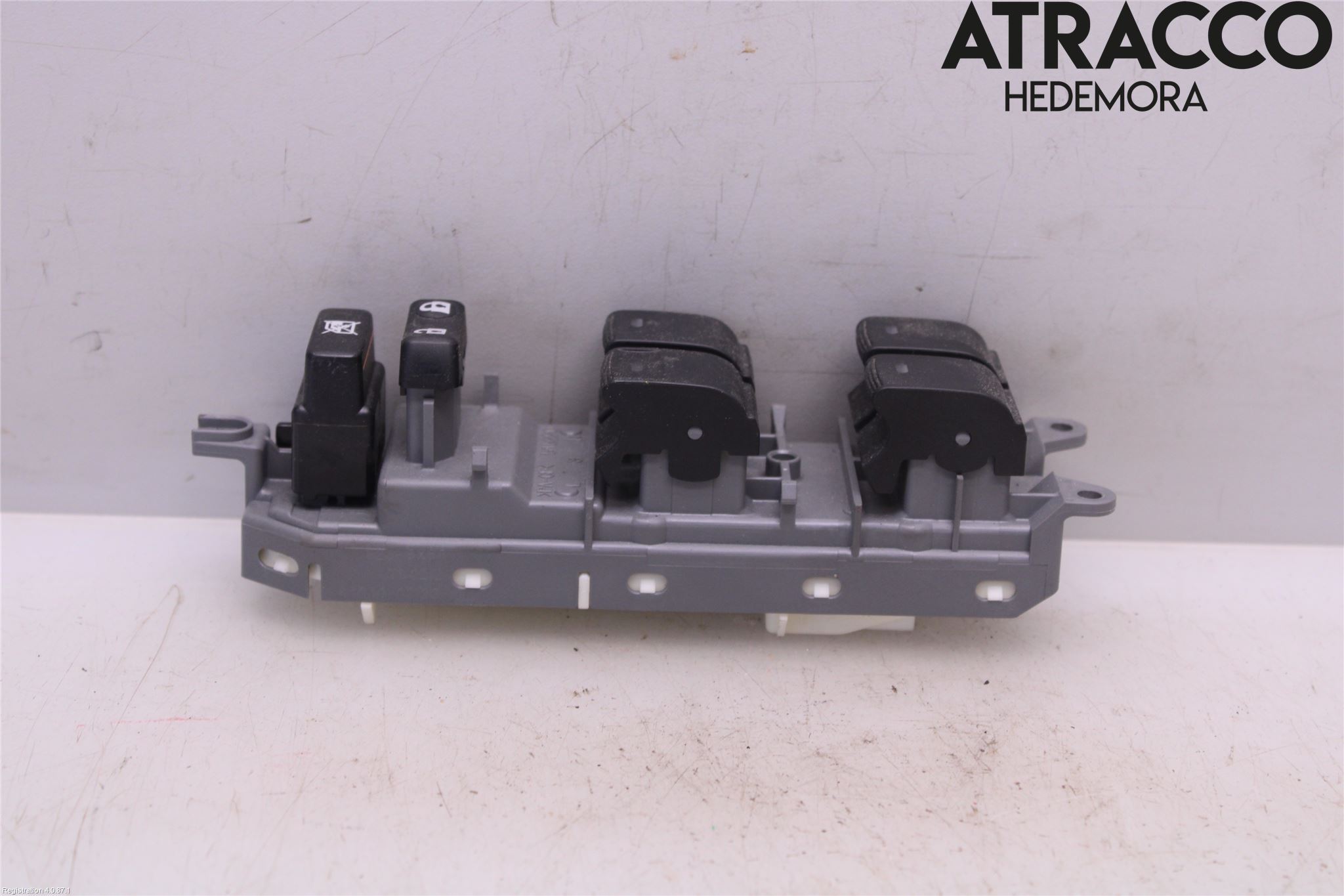 Toyota AURIS 13-19 Strömställare Elhiss