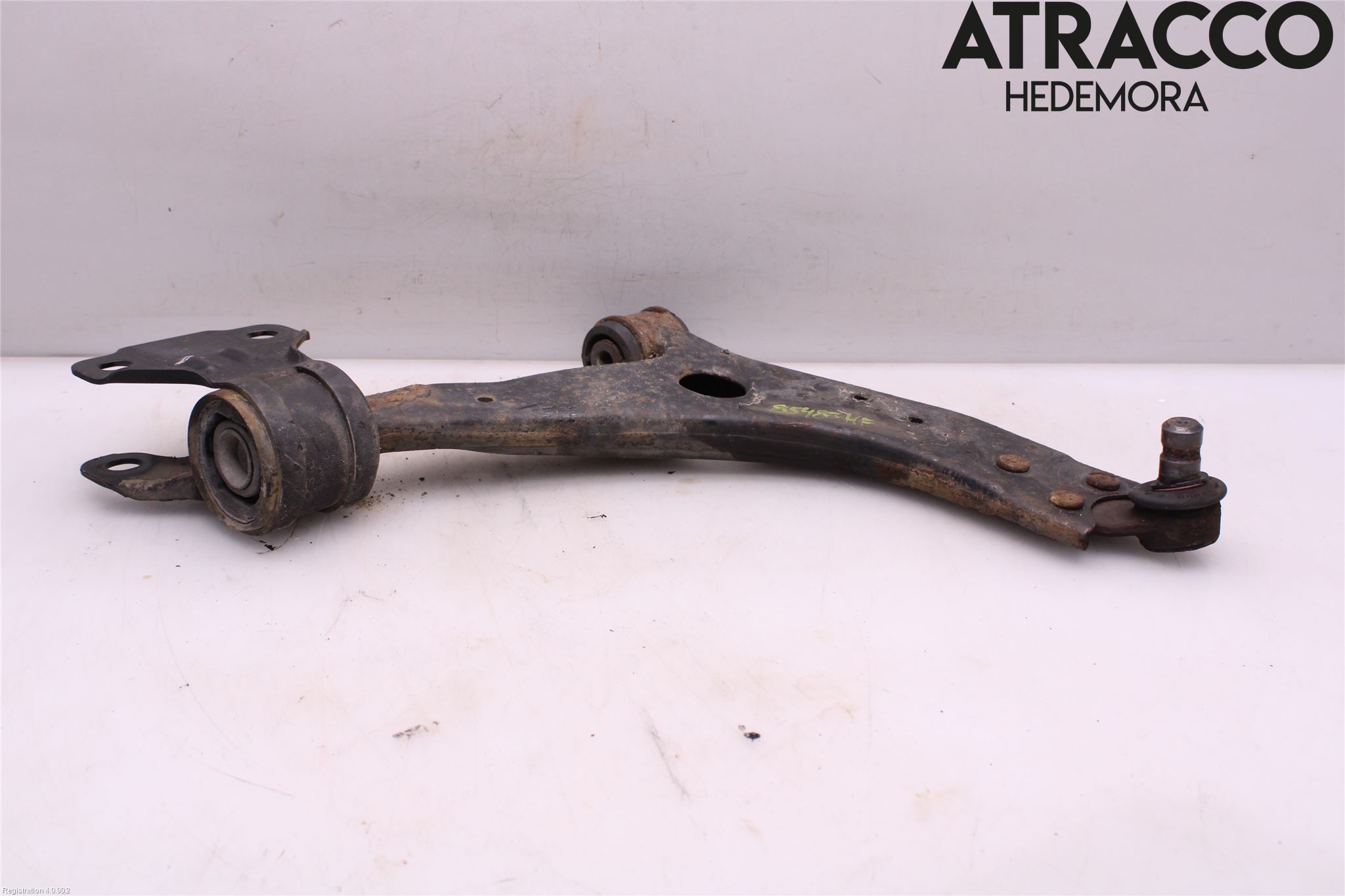 Ford FOCUS 11-14 Bärarm Fram Undre Hö