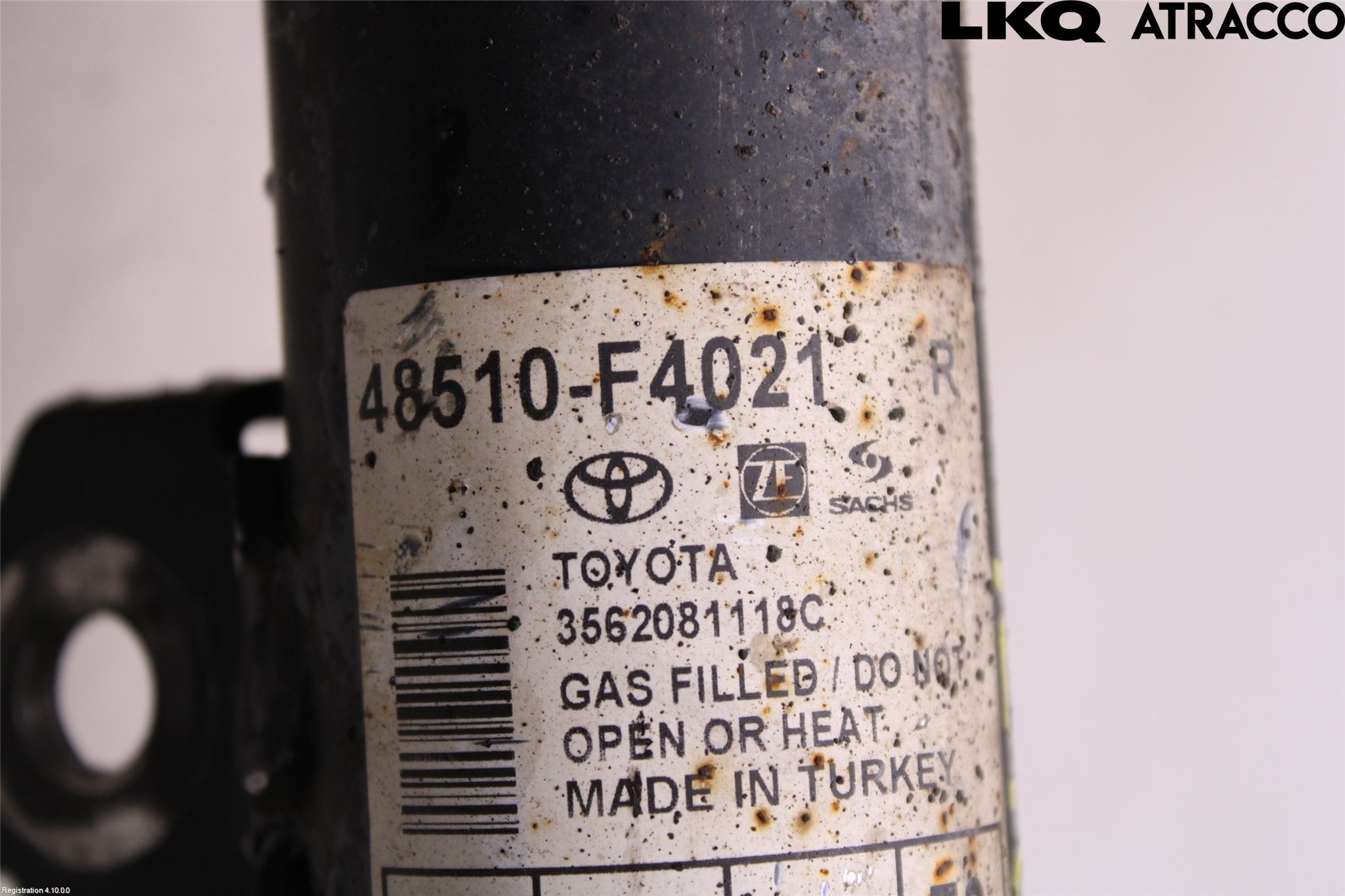 Toyota C-HR 16-23 Fjäderben Fram Höger