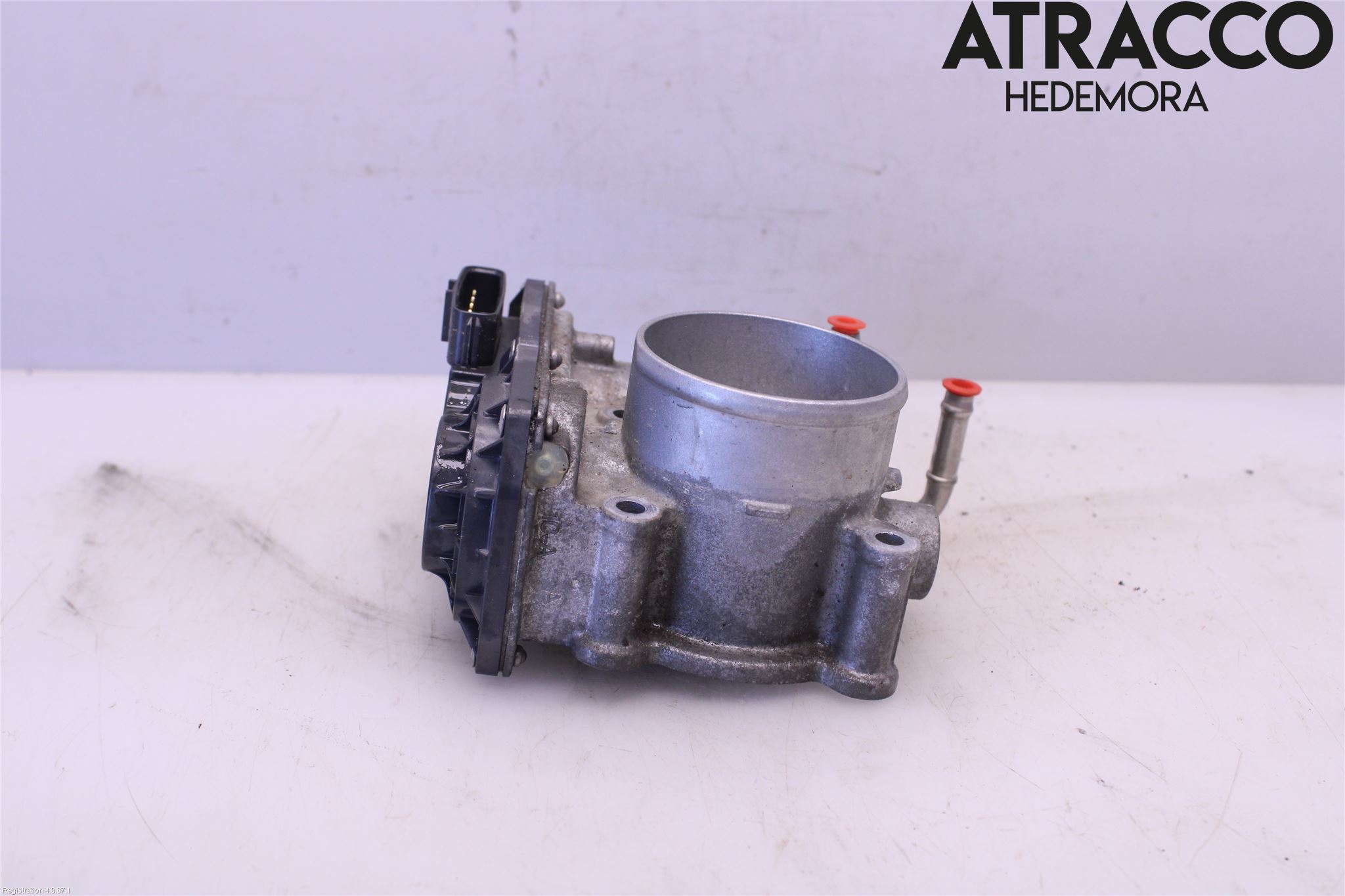 Toyota RAV4 13-18 Injspjällhus