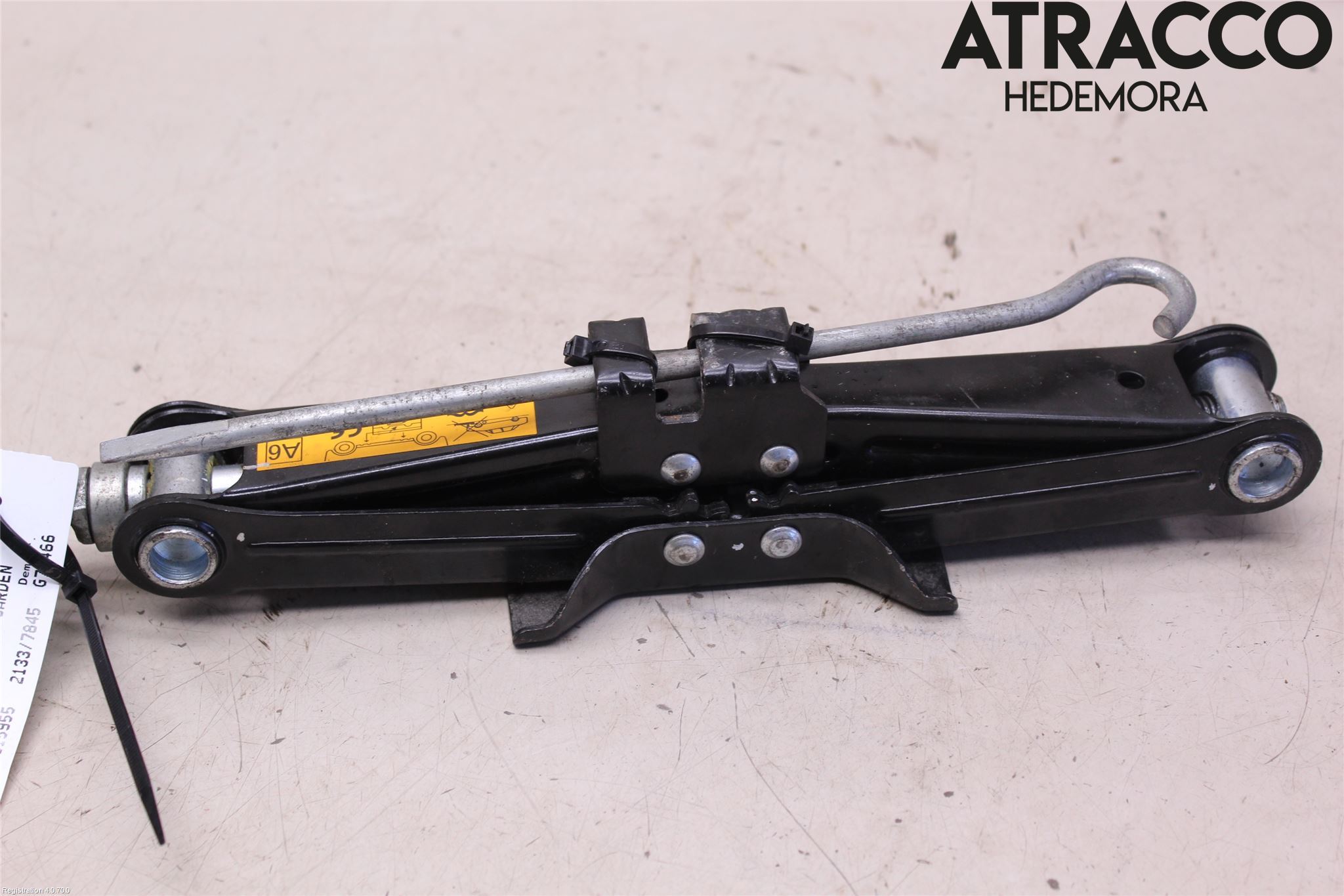 Nissan MICRA 11-16 Domkraft