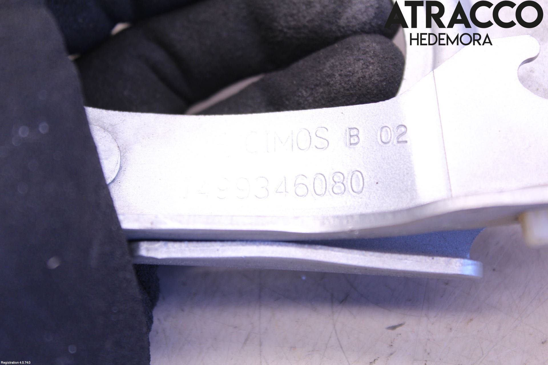 Peugeot EXPERT 07-14 Huvgångjärn