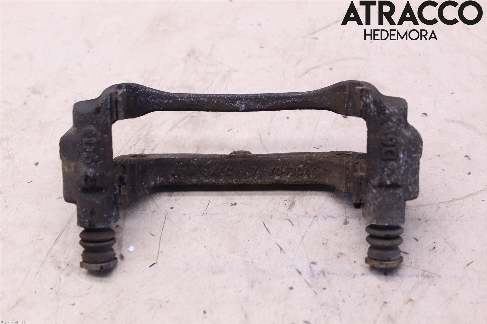 Toyota AVENSIS 16-18 Bromsokshållare