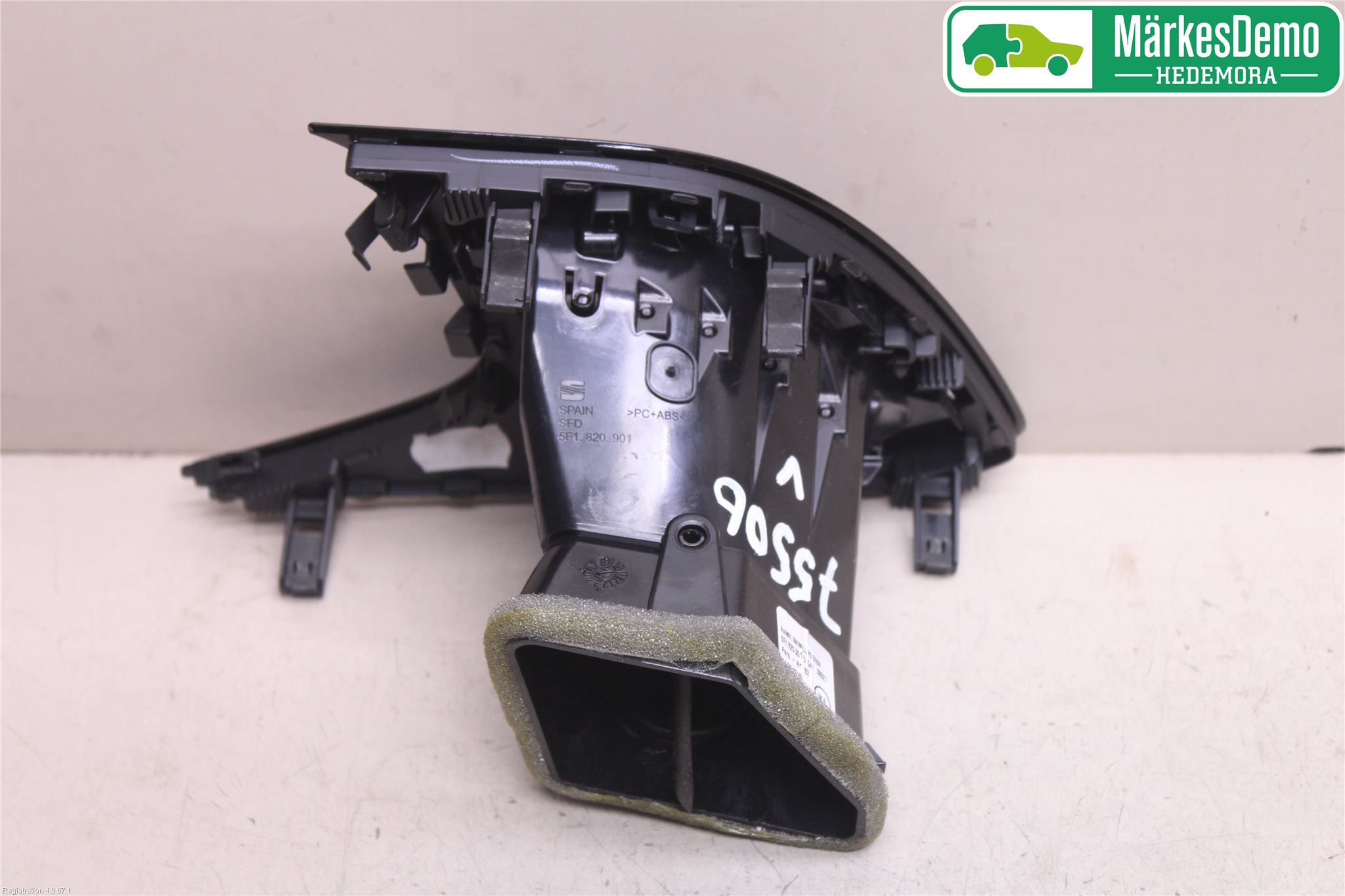 Seat LEON 13-20 Defrosterkanal-Munstycke