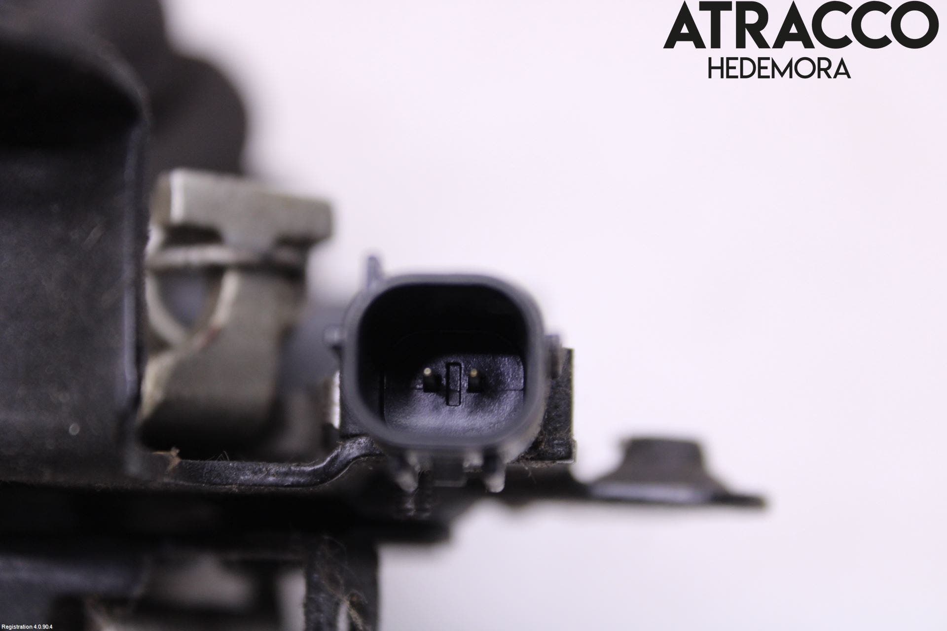 Toyota YARIS XP130 12-14 Huvlås