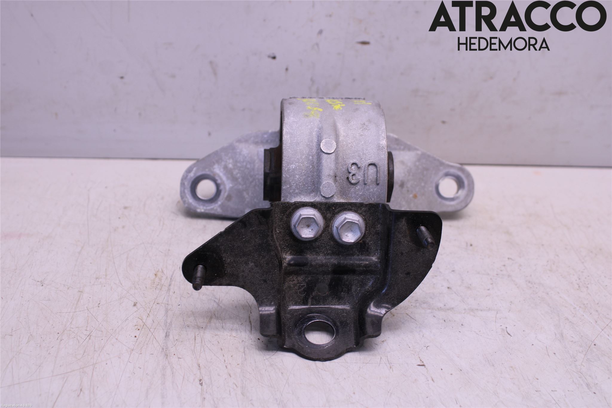 Toyota RAV4 19- Växellådsfäste