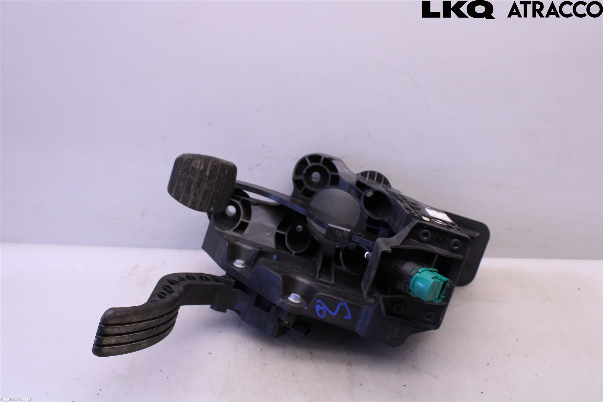 Nissan NV300 16-22 Pedalställ