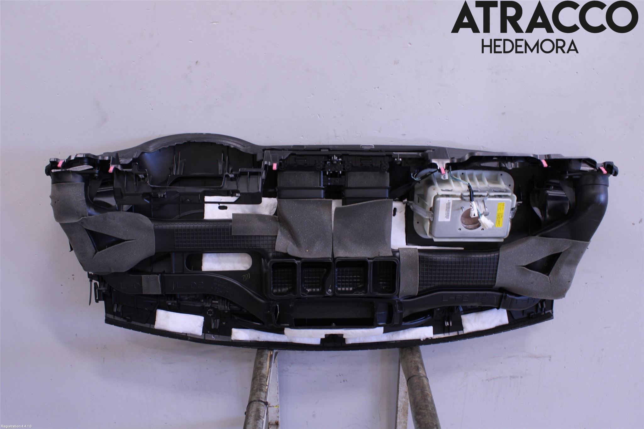 Toyota AURIS 13-19 Instrumentbräda