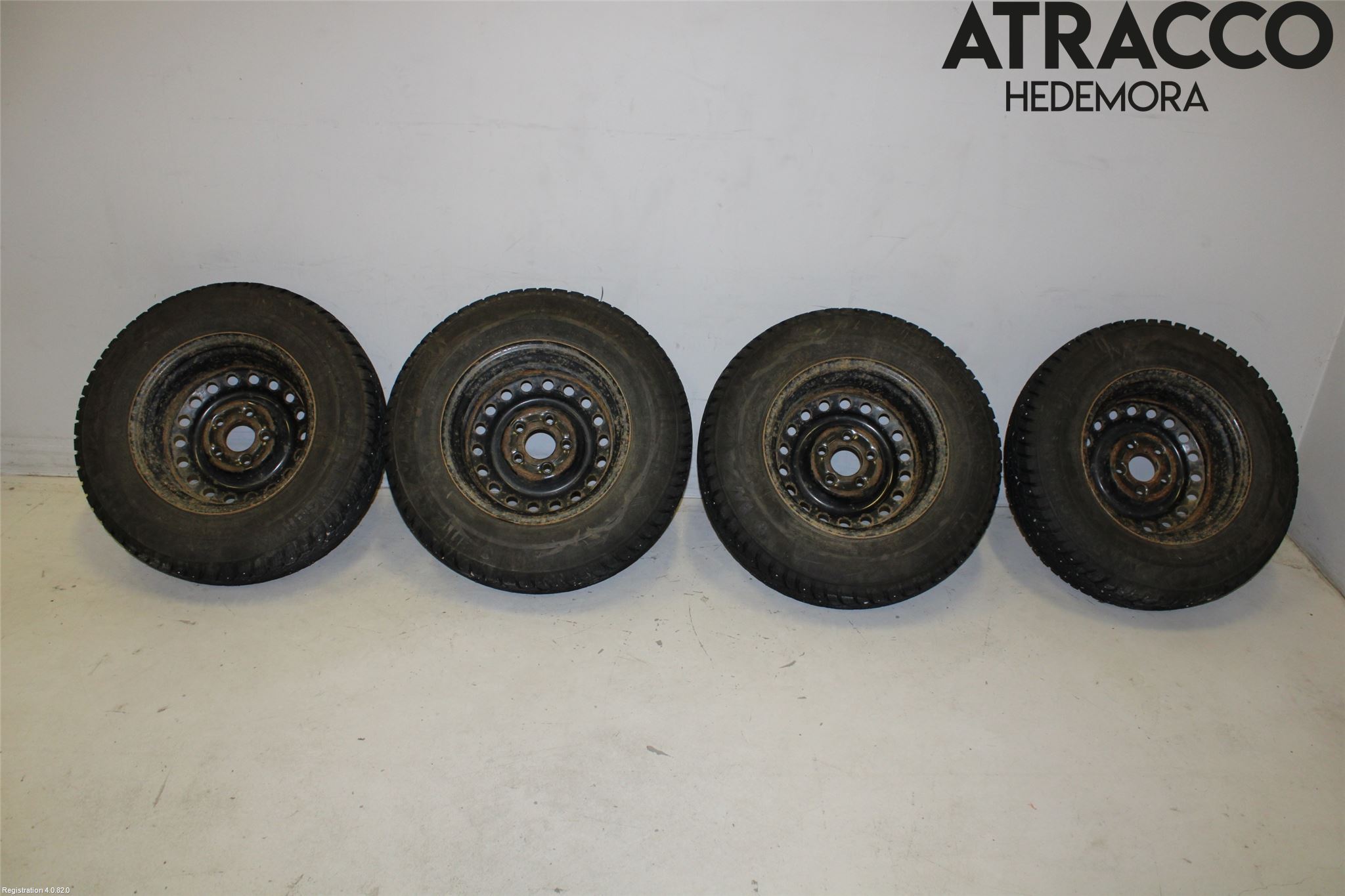 Släpvagn SLÄP LÄTT < 3.5ton Vinterdäck Plåtfälg 4St