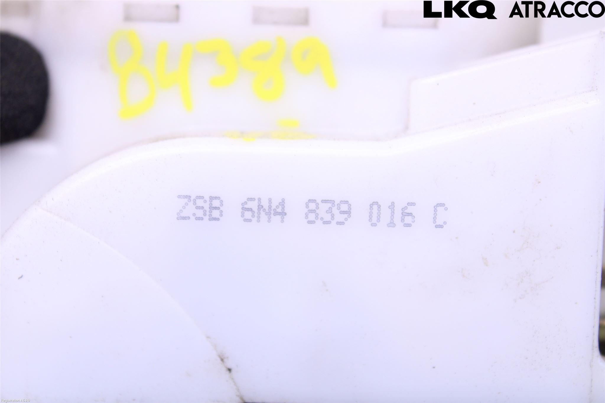 Volkswagen VW POLO 95-01 Låskista-Dörrlås