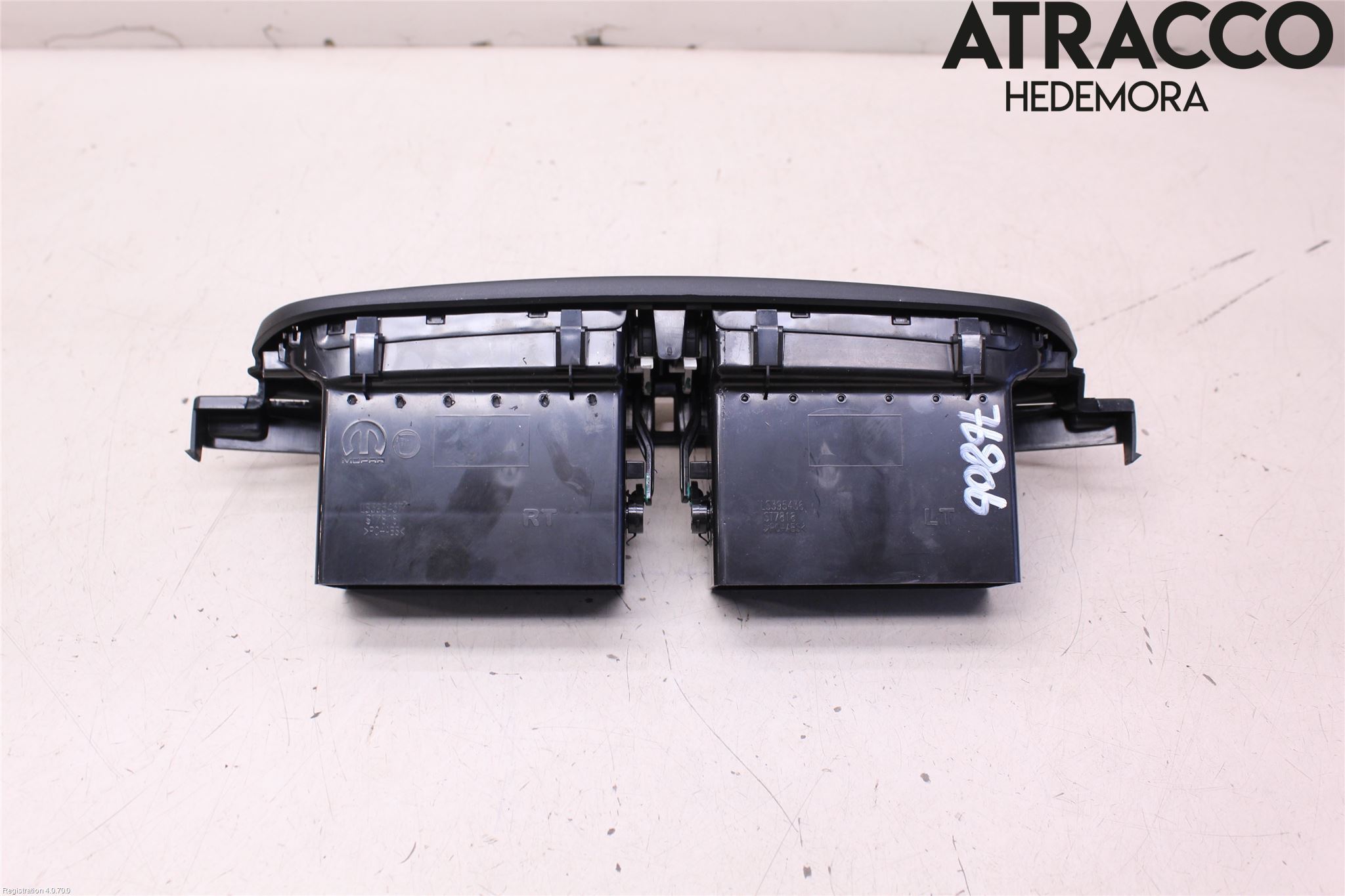 Fiat TIPO/CROSS 16- Defrosterkanal-Munstycke