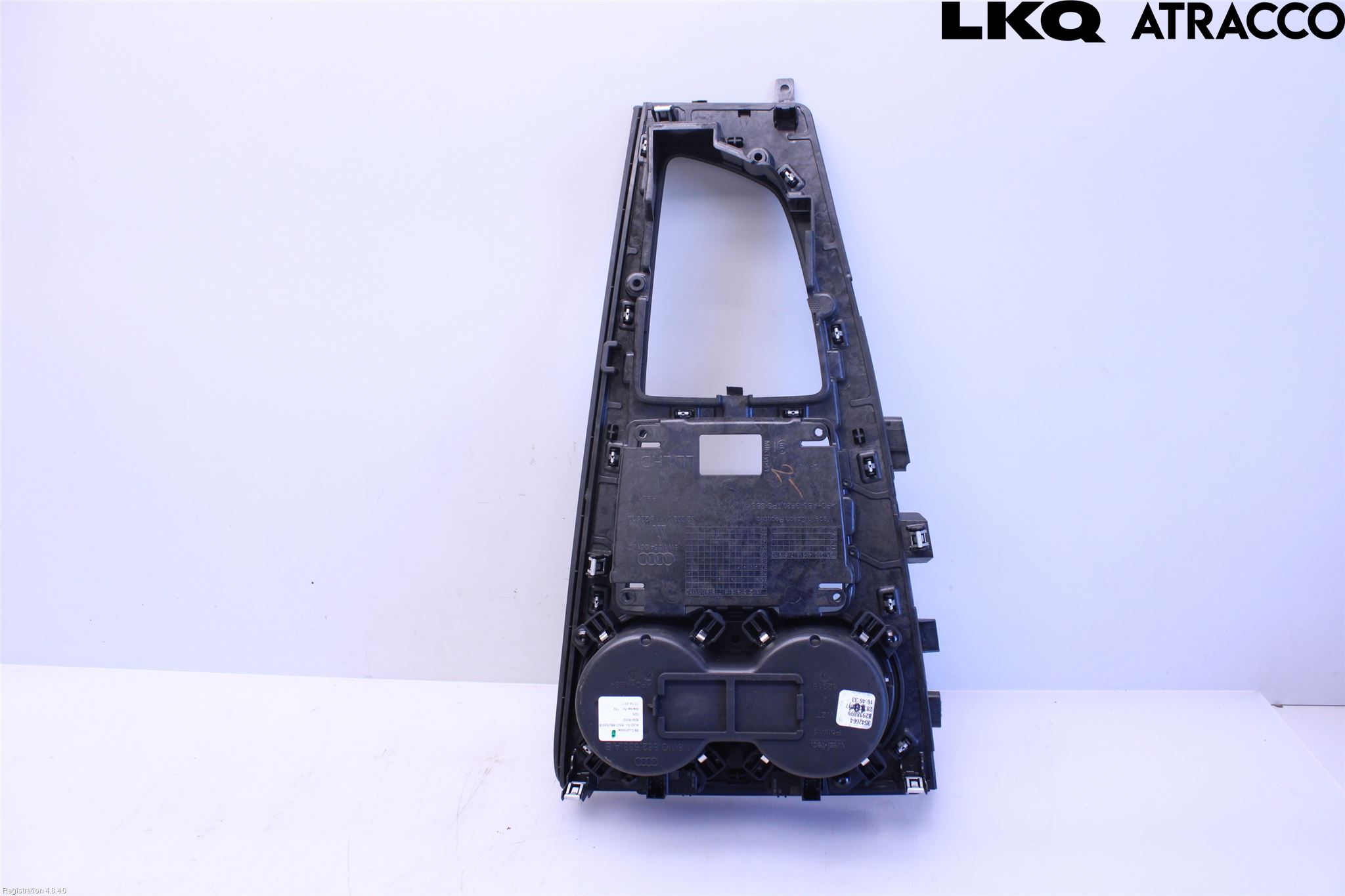 Audi A5 17- Instrumentkonsoll Mitt