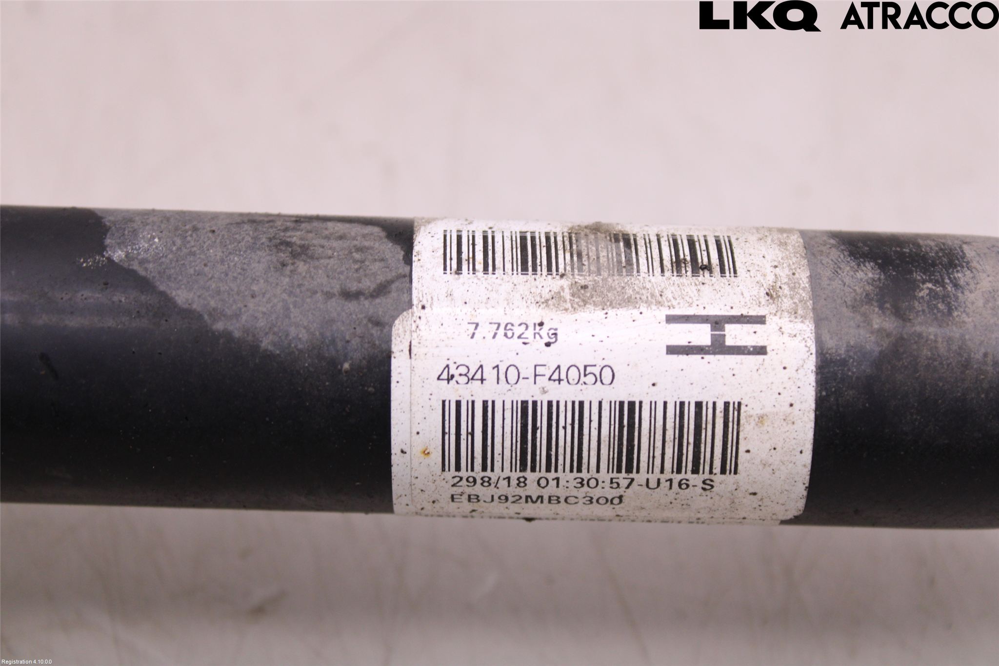 Toyota C-HR 16-23 Drivaxel Fram Höger