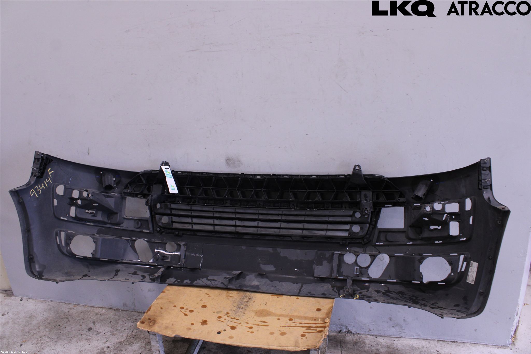Volkswagen VW TRANSP/CARAVELLE (T5) 04-15 Stötfångarbeklädnad Fram