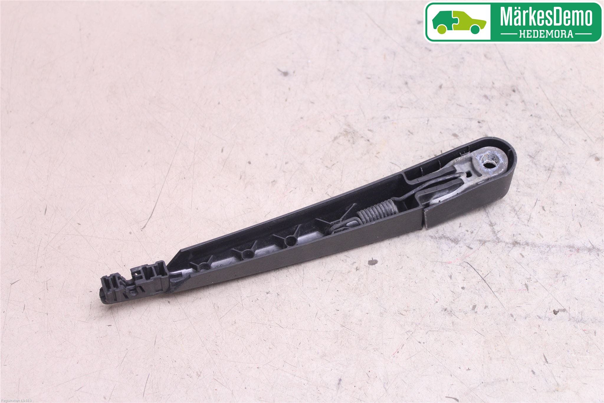 Peugeot 308 14-21 Torkararm-Bakruta