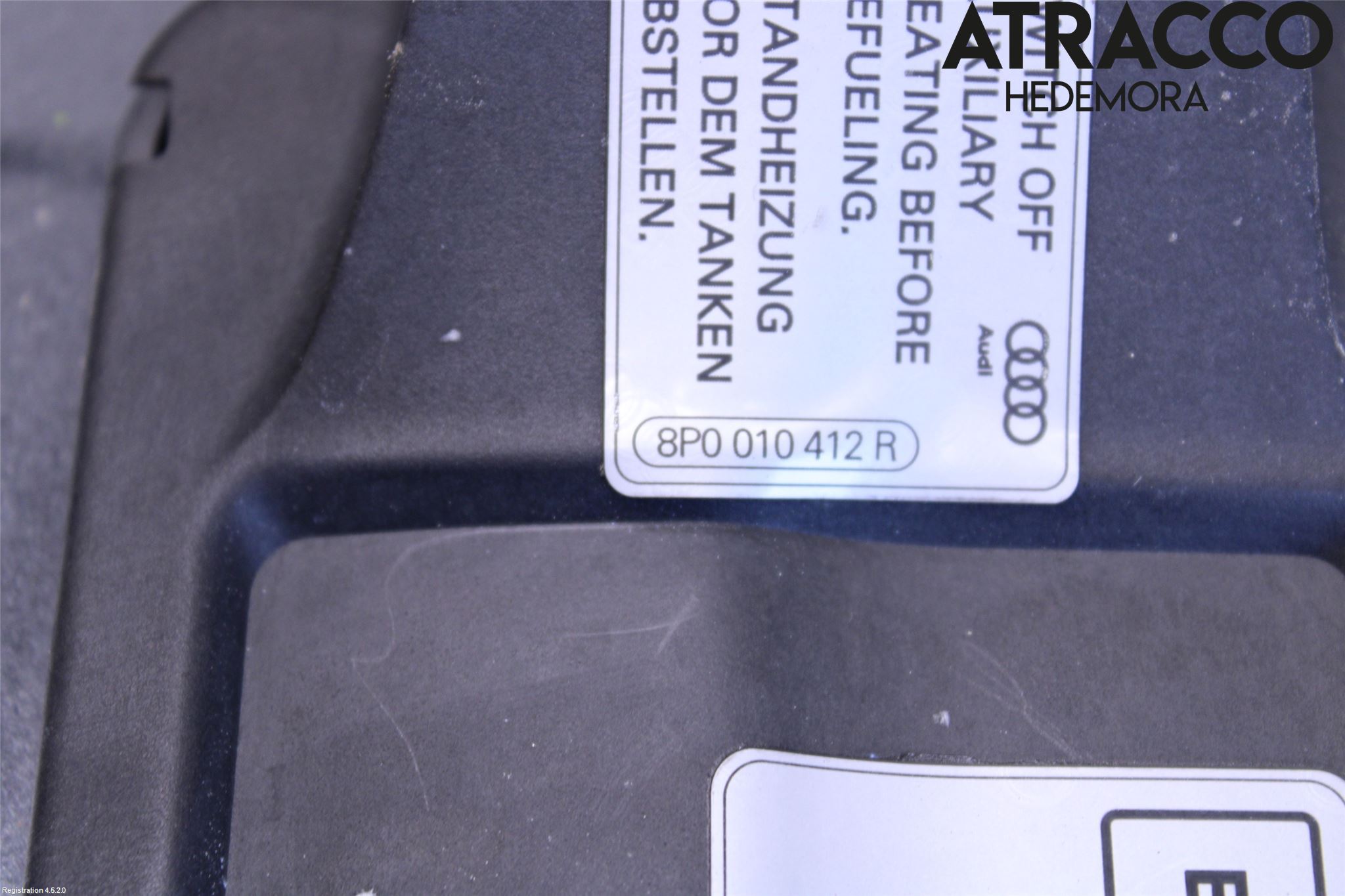 Audi A4/S4 B9 16-19 Tanklucka