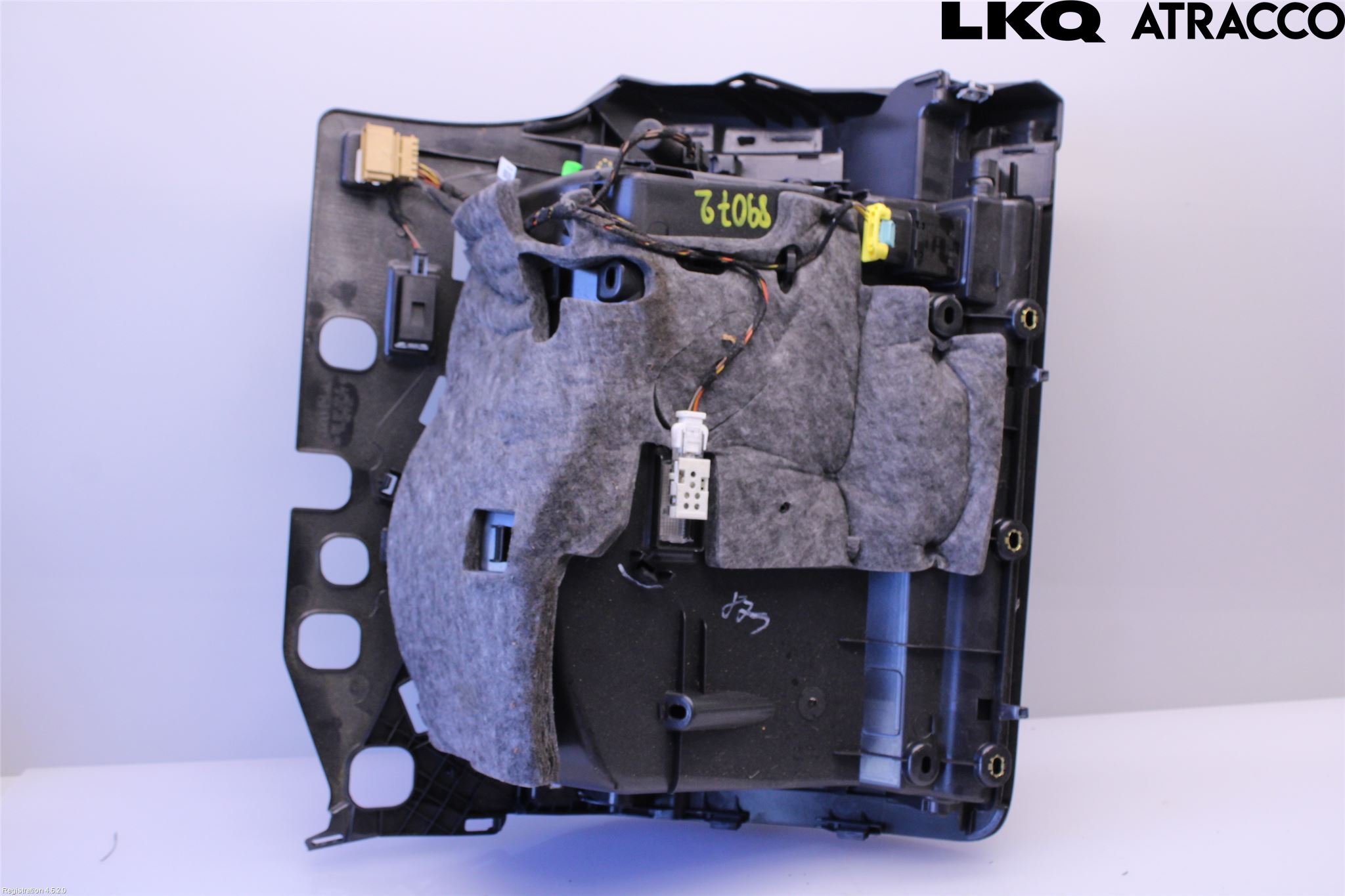 Audi A4/S4 08-11 Handskfack