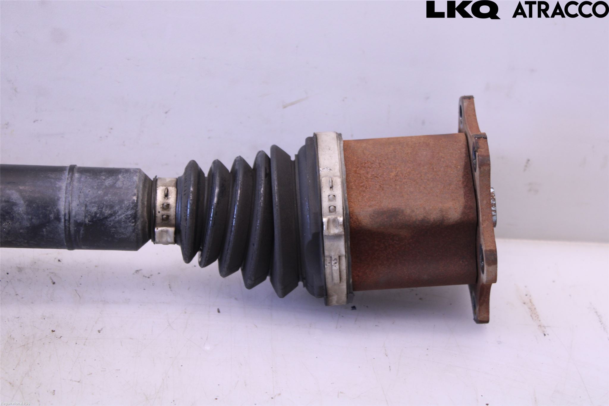 Volkswagen VW PASSAT 20-24 Drivaxel Fram Höger