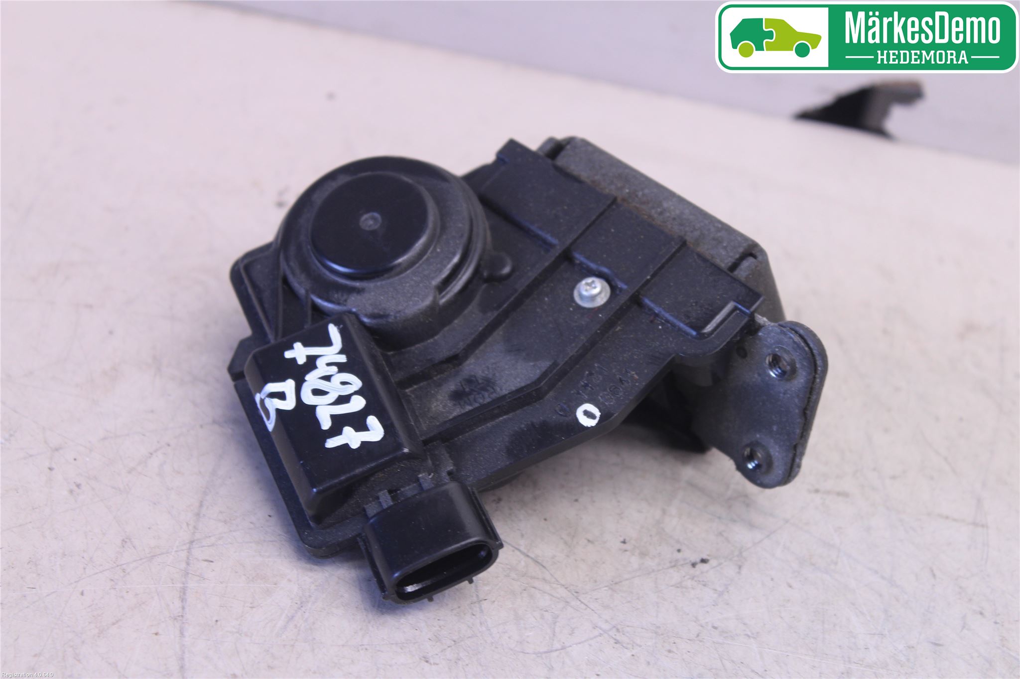 Toyota AURIS 10-12 Låskista Baklucka