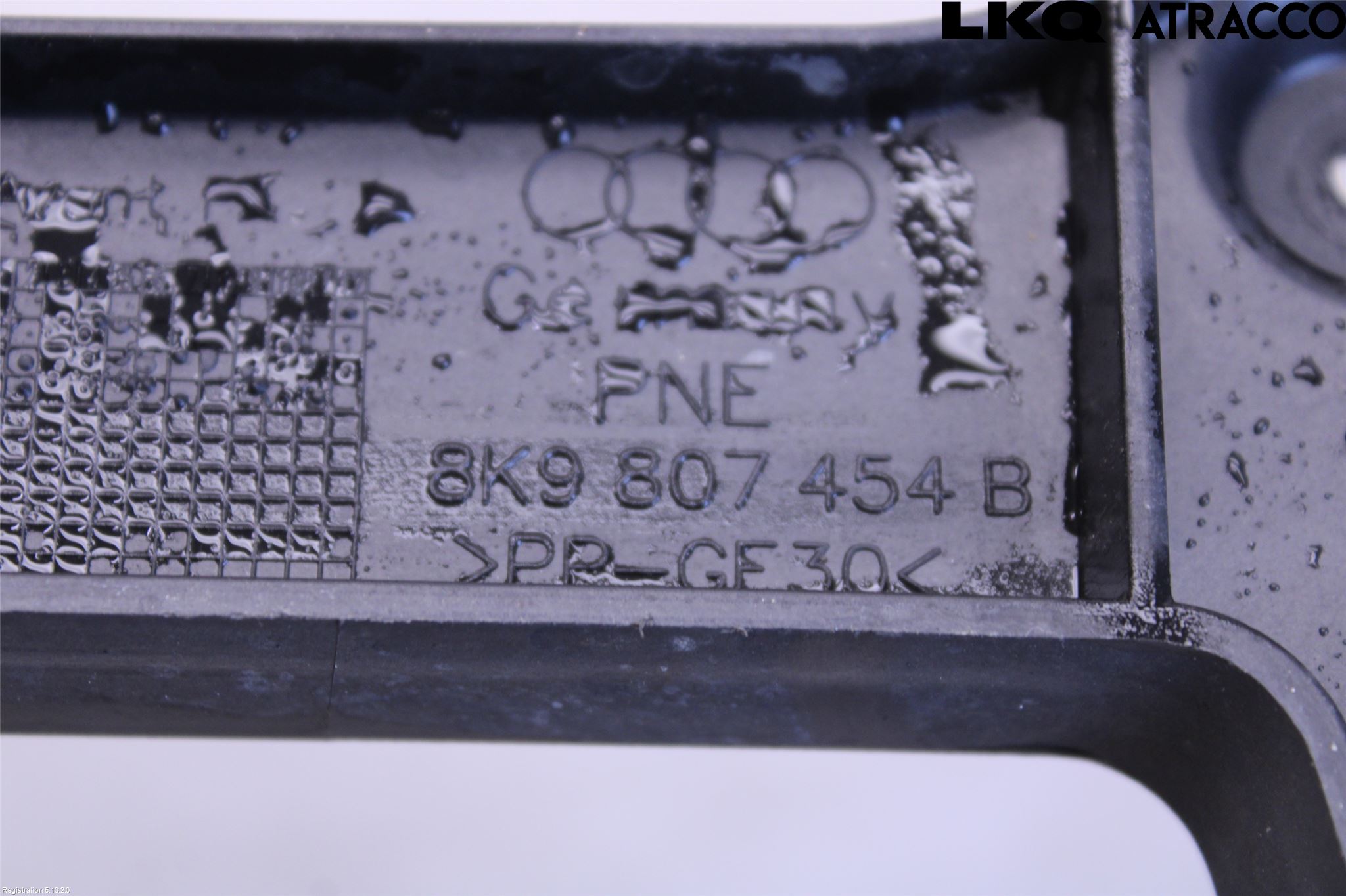 Audi A4 12-15 Stötfångarfäste Bak Hö