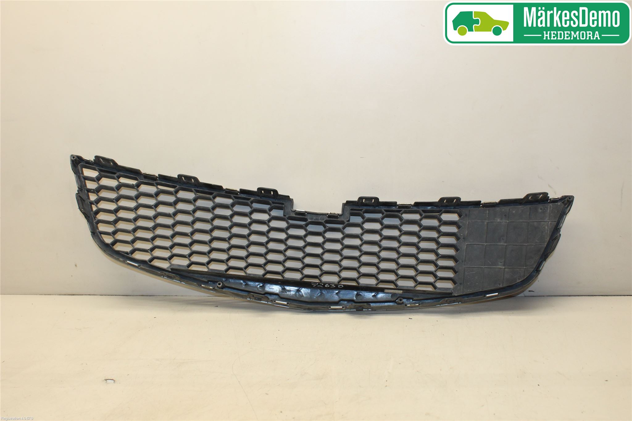 GM CHEVROLET CRUZE Grill Komp