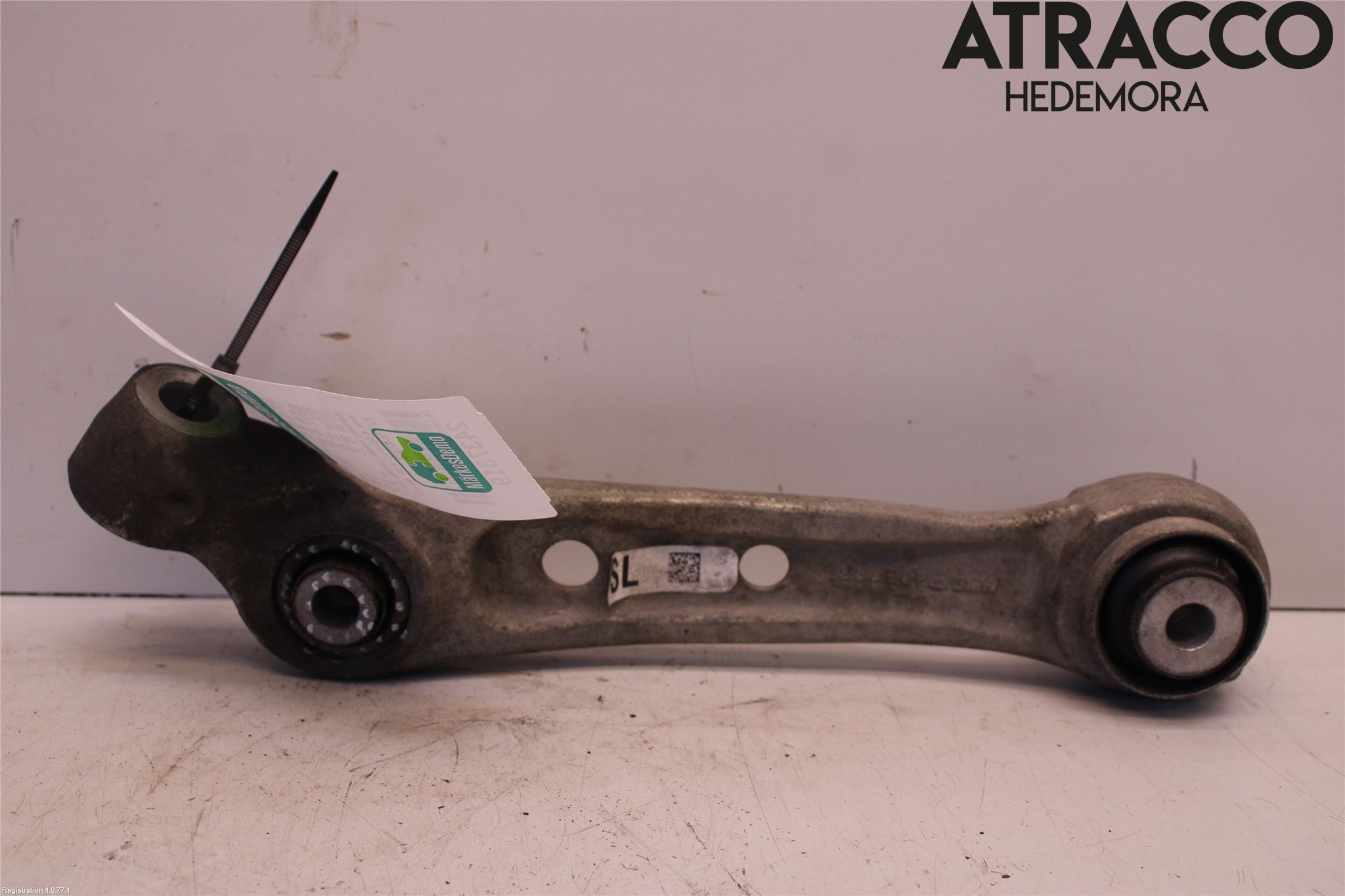 BMW 5 F10/F11/F18 09-17 Bärarm Fram Undre Vä