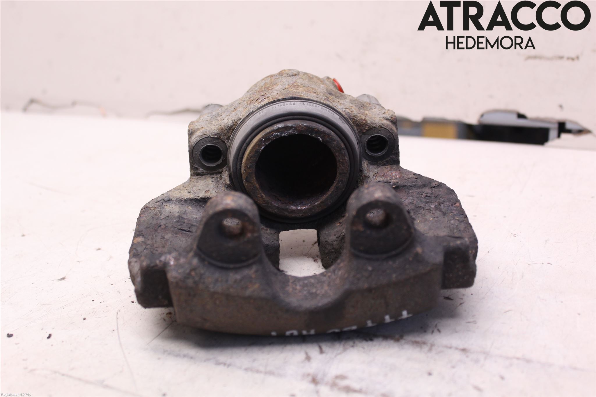 Volkswagen VW TRANSP/CARAVELLE (T5) 04-15 Bromsok Fram Höger