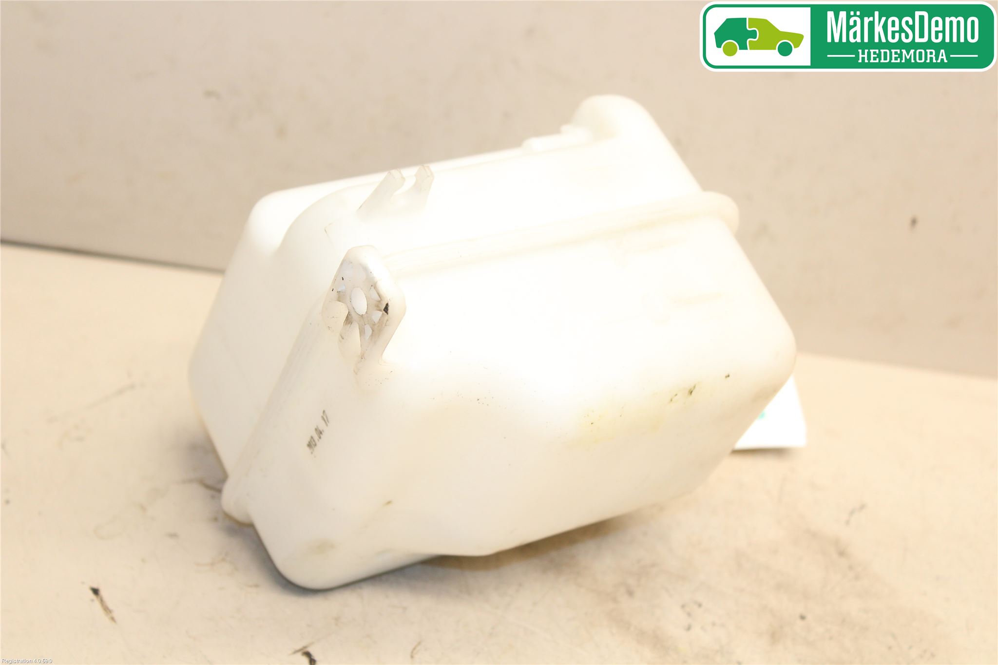 Kia SPORTAGE (SL) 11-15 Expansionstank