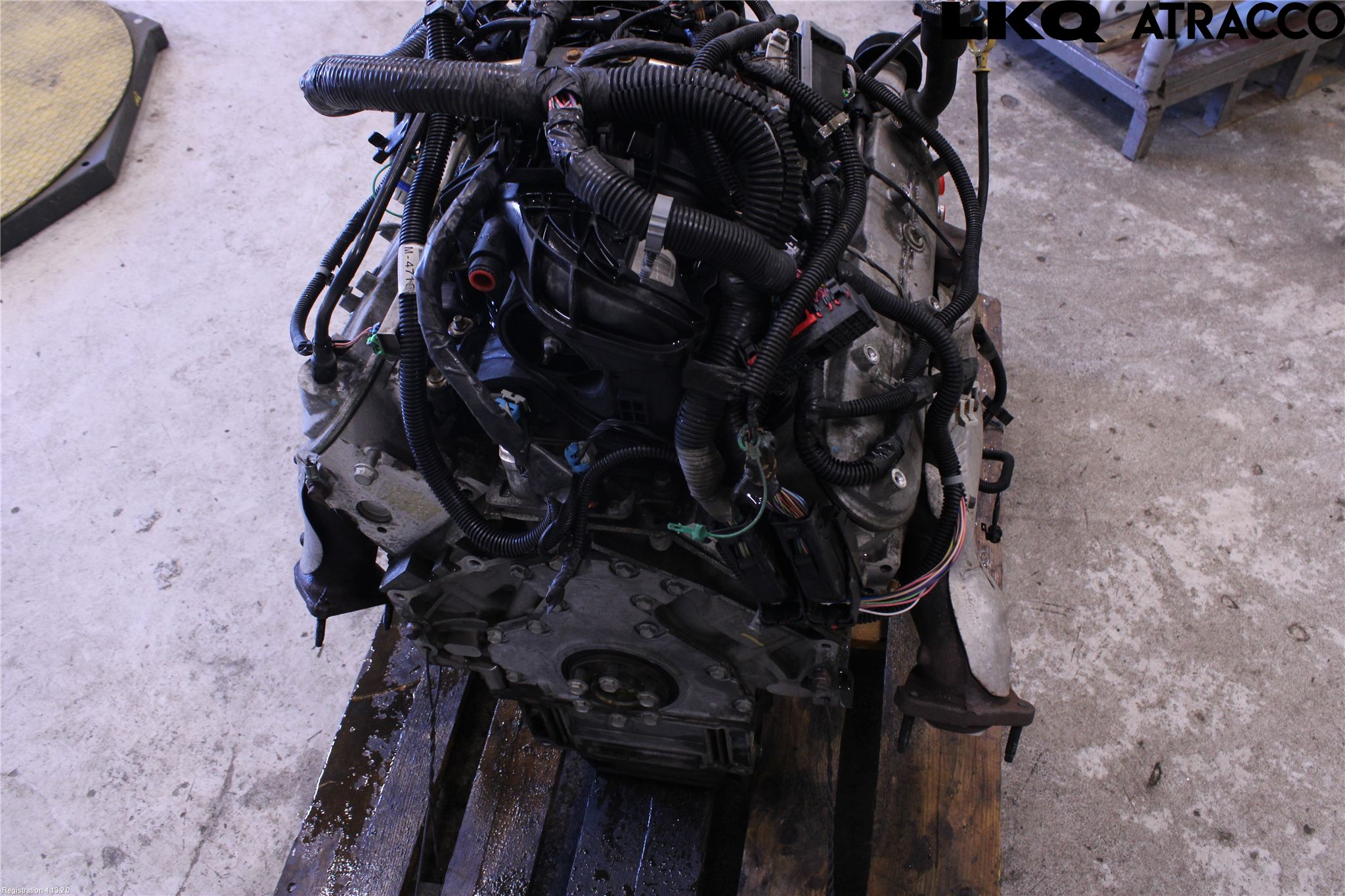 Chevrolet SUBURBAN Motor Bensin