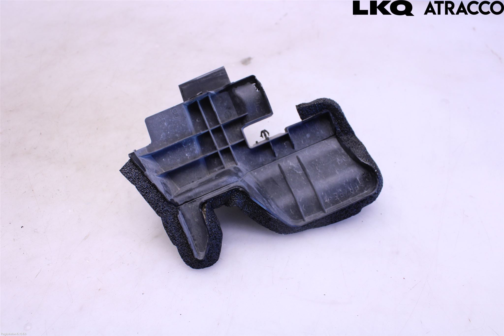 Toyota YARIS XP130 15-20 Deflektor Plåt-Plast Kylning