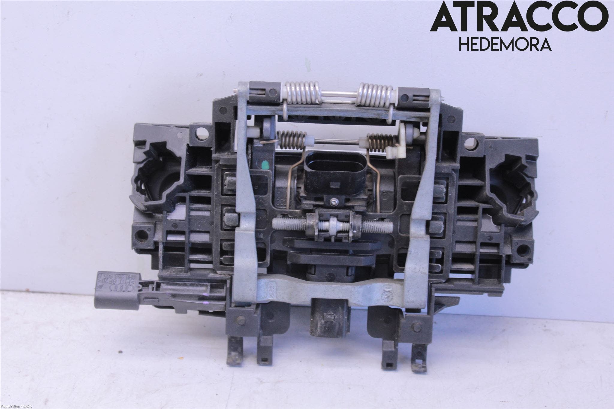 Audi A8/S8 4E 02-09 Dörrhandtag Yttre Hö