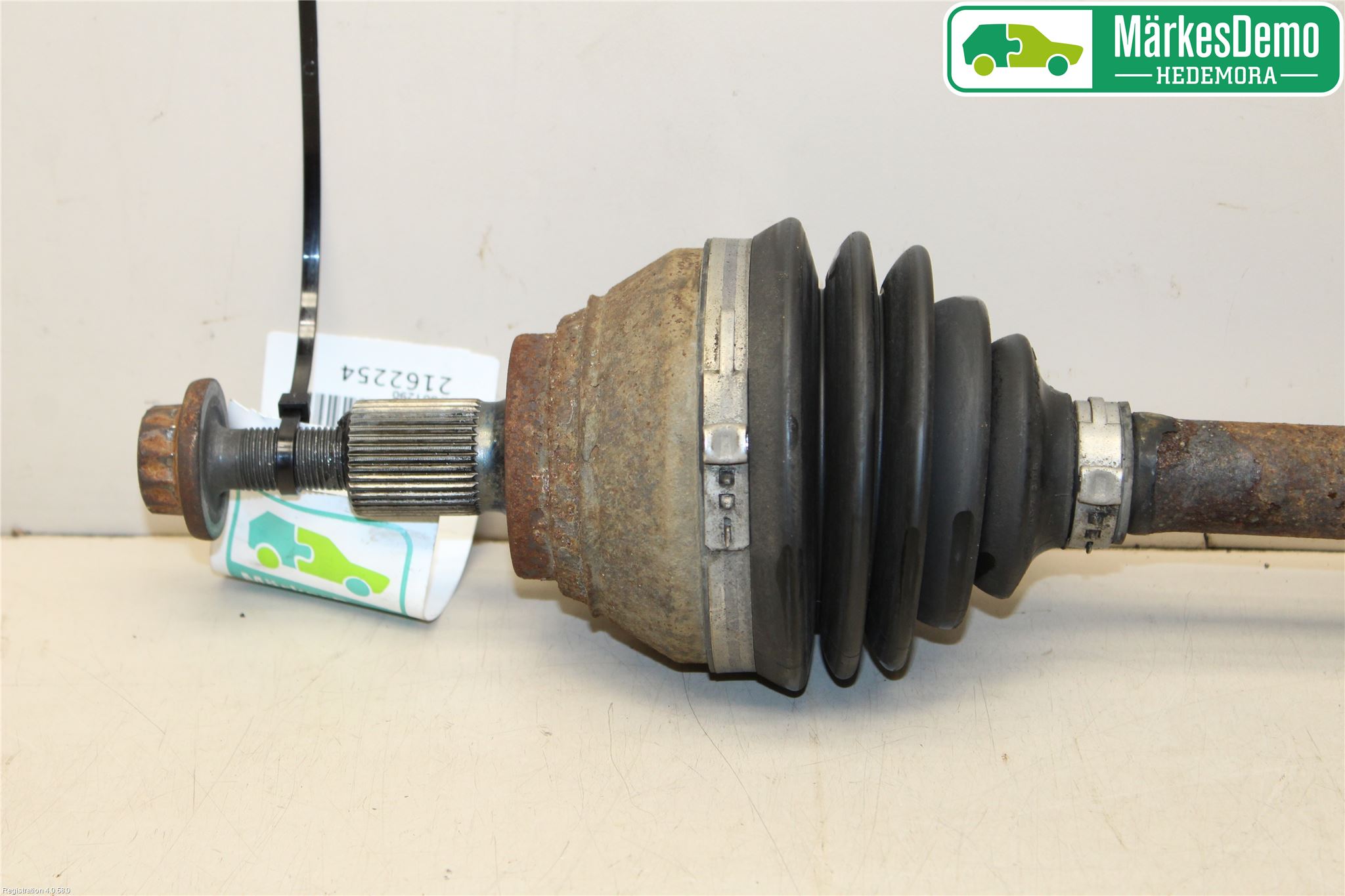 Skoda SUPERB 16-24 Drivaxel Fram Vänster