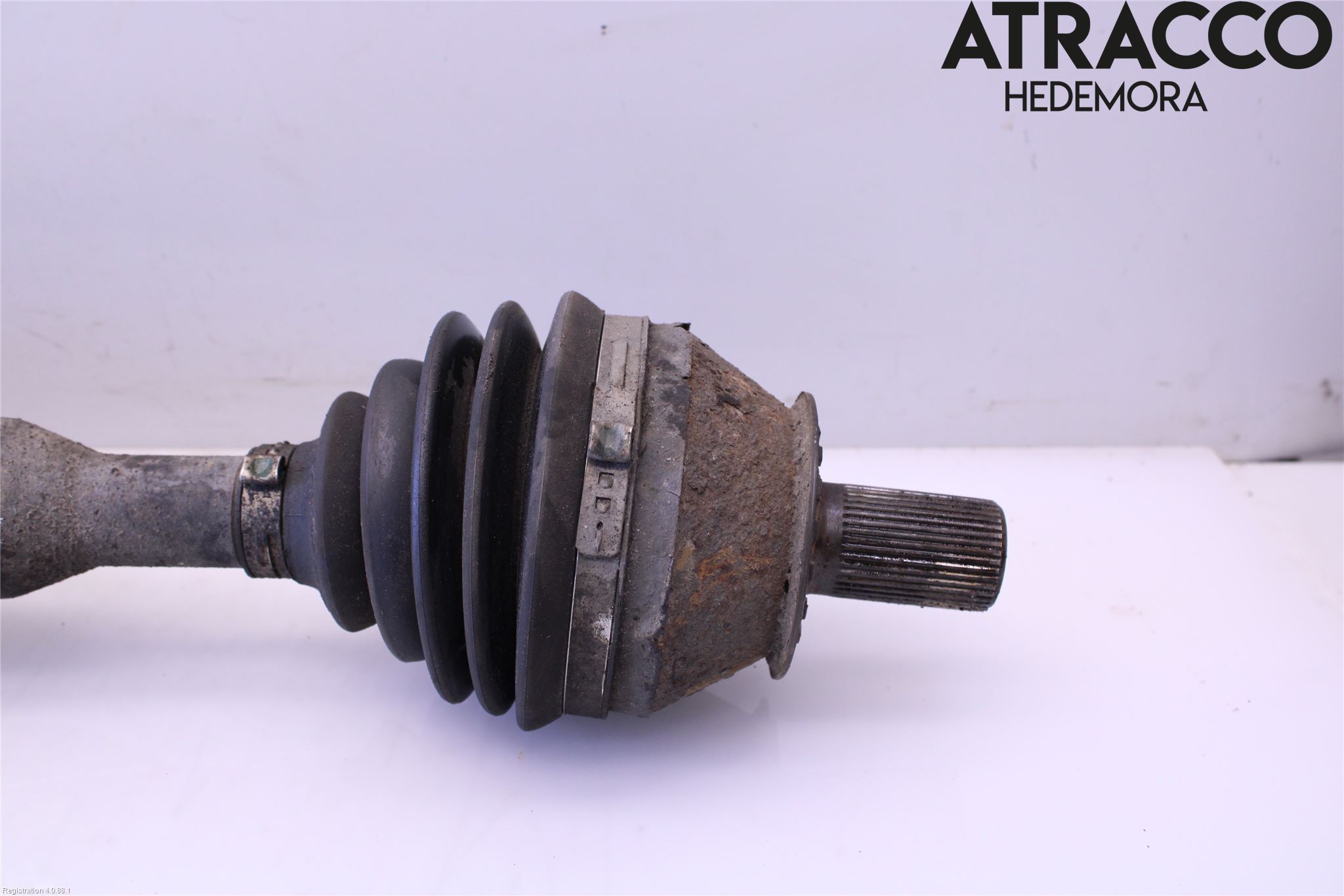 Volvo XC70 08-13 Drivaxel Fram Höger