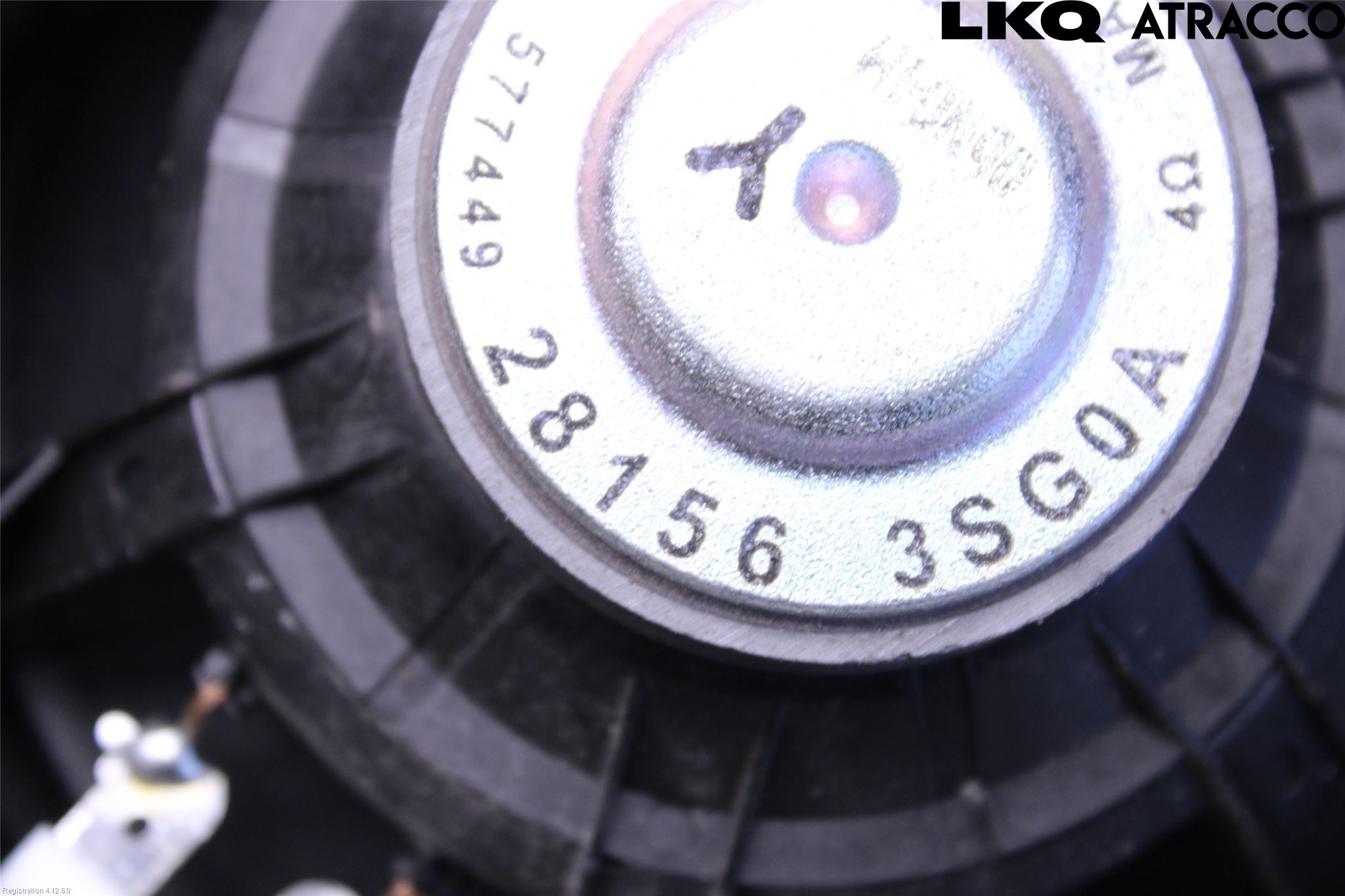 Nissan NV400 12-24 Högtalare